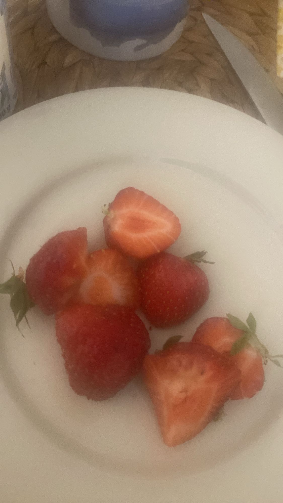 Truskawki na talerzu