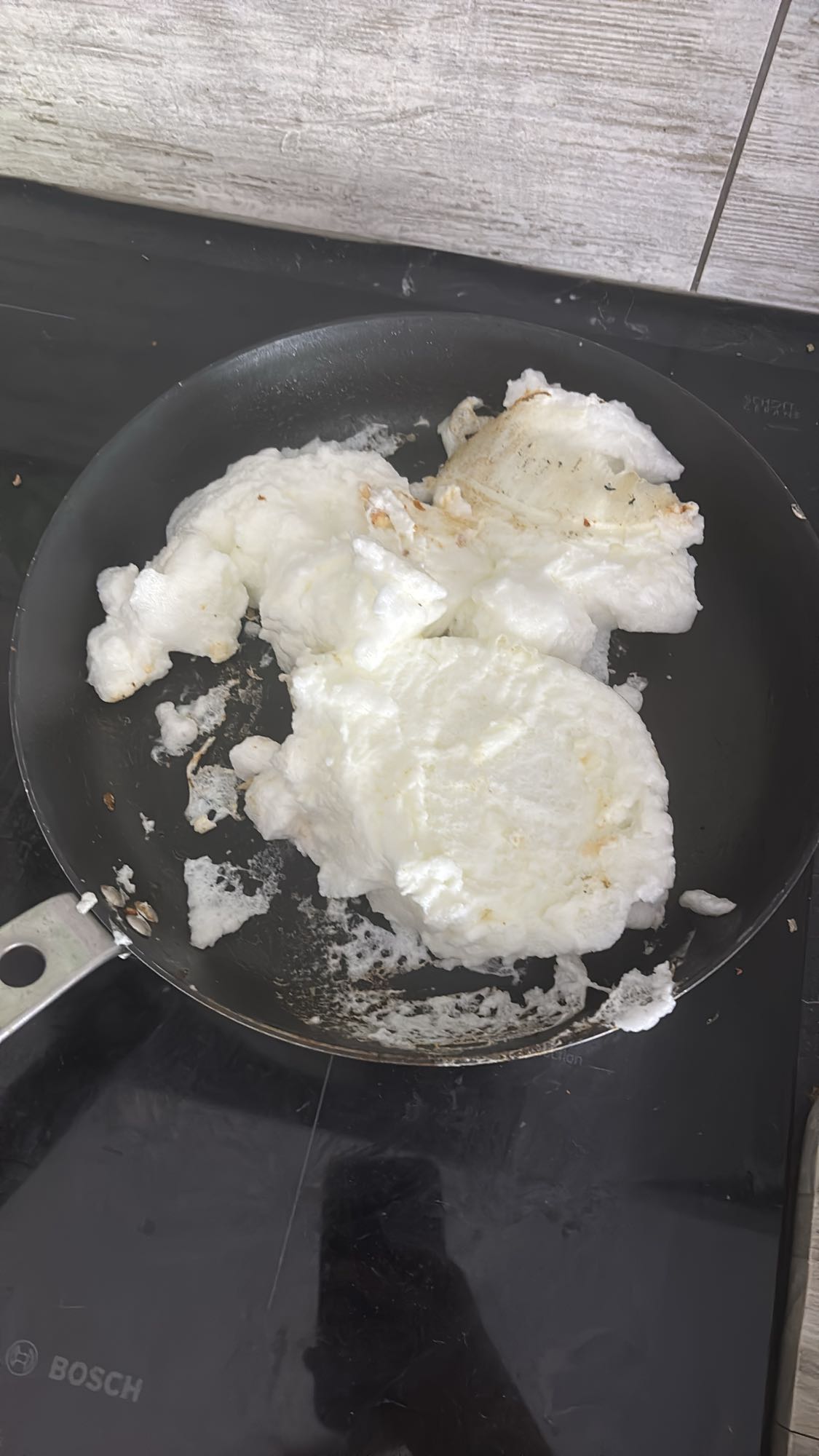 Smażone białka jaj