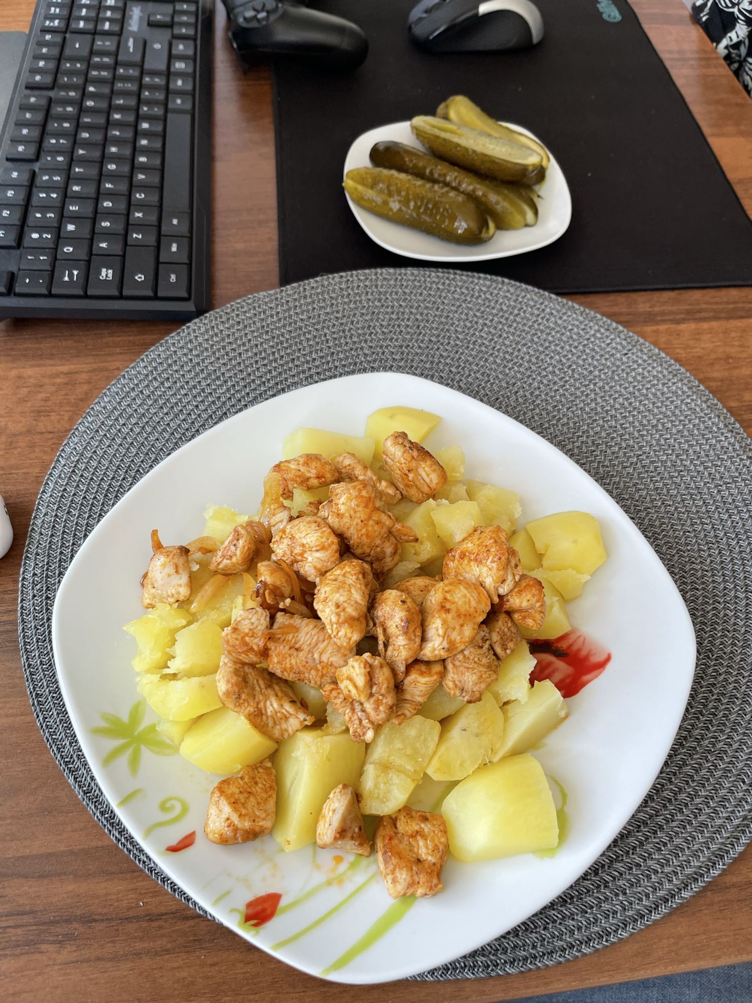 Kurczak z ziemniakami