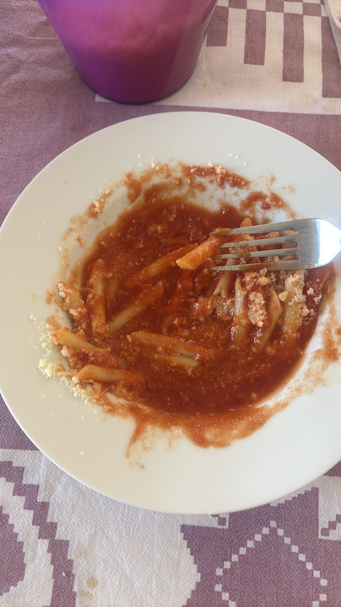 Pasta con salsa rossa