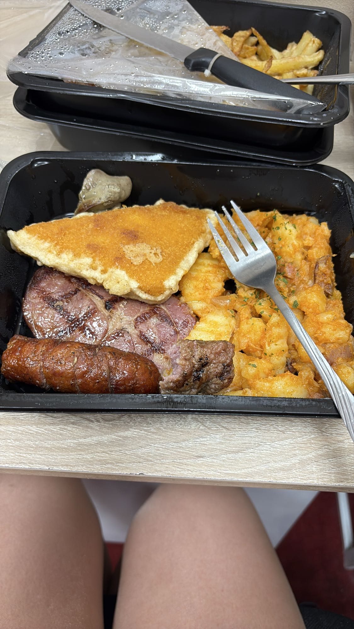 Platou carne cu cartofi