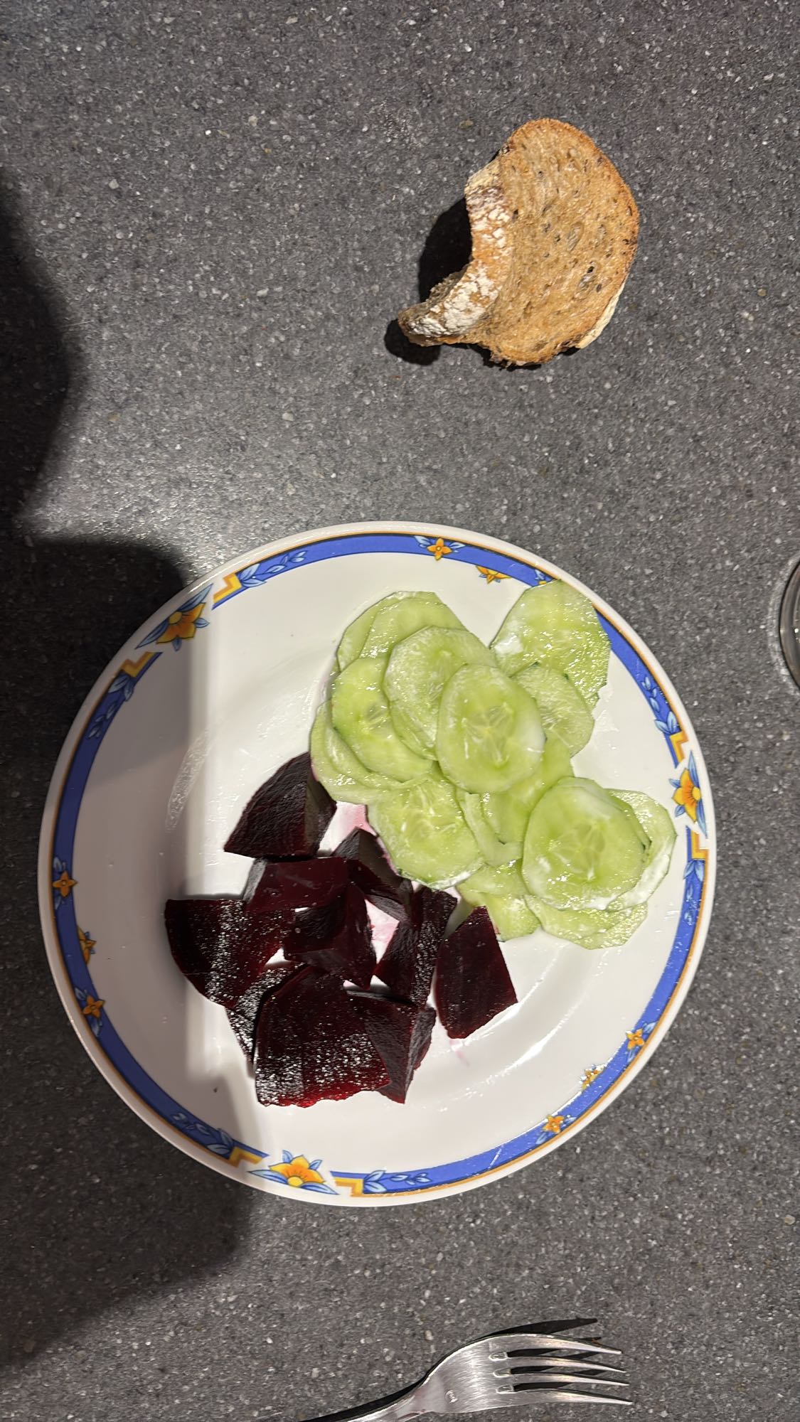 Salade betterave concombre