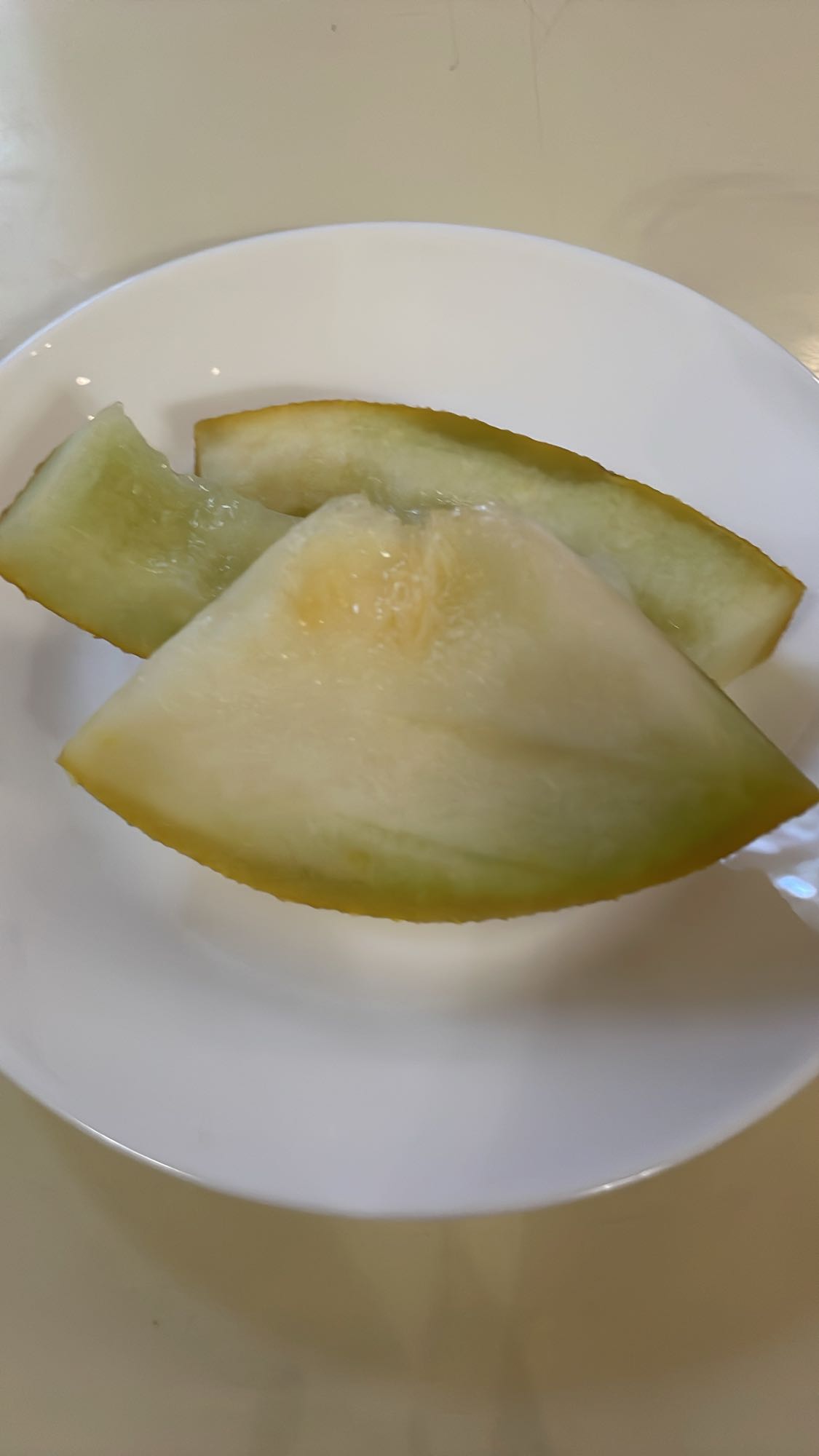 Felii de pepene galben