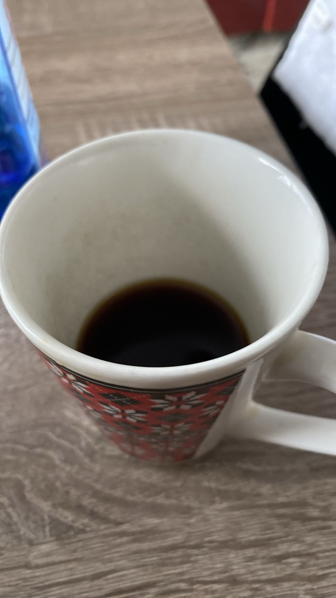 Cafea neagră simplă