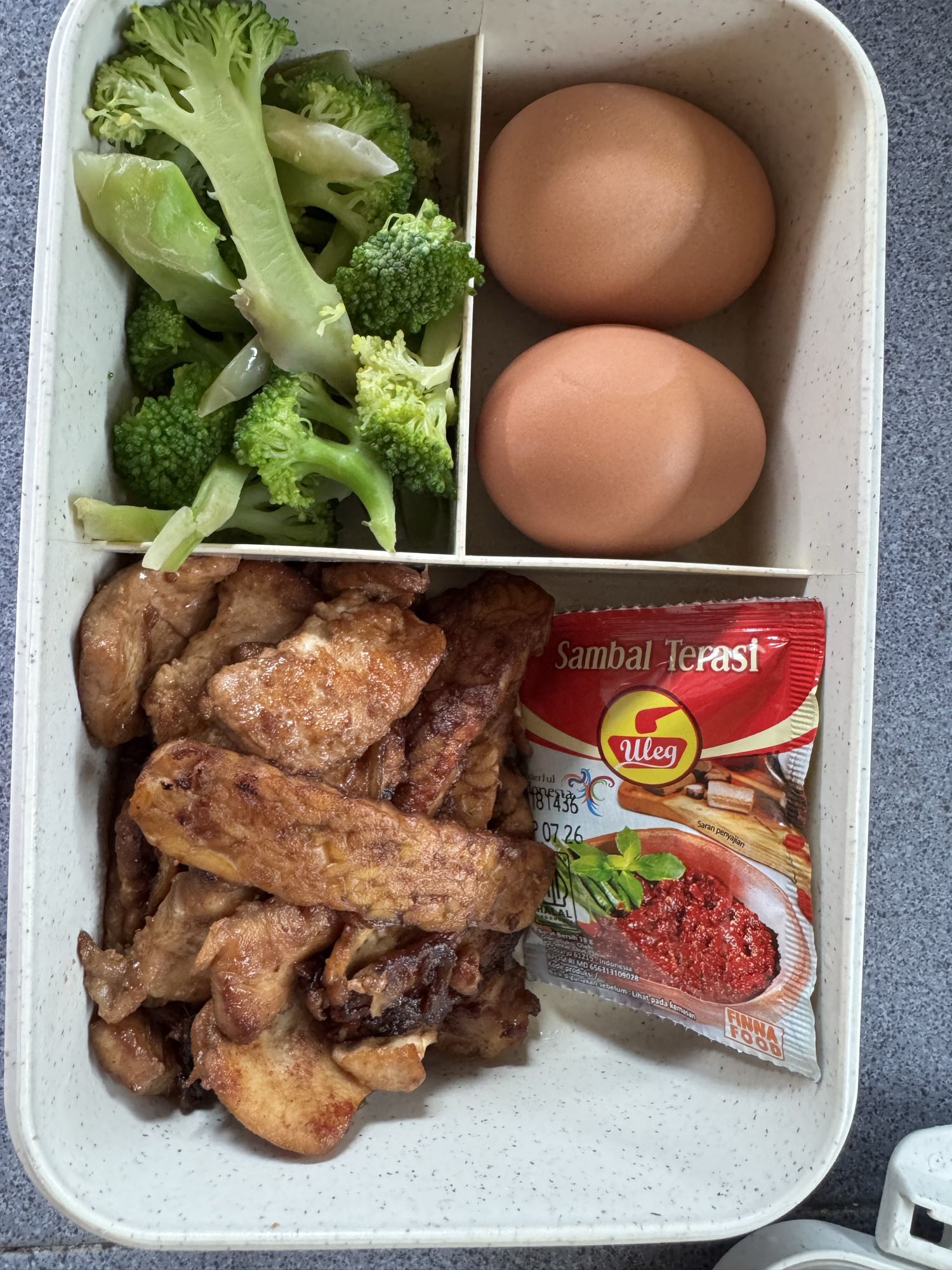 Chicken Egg Broccoli Box