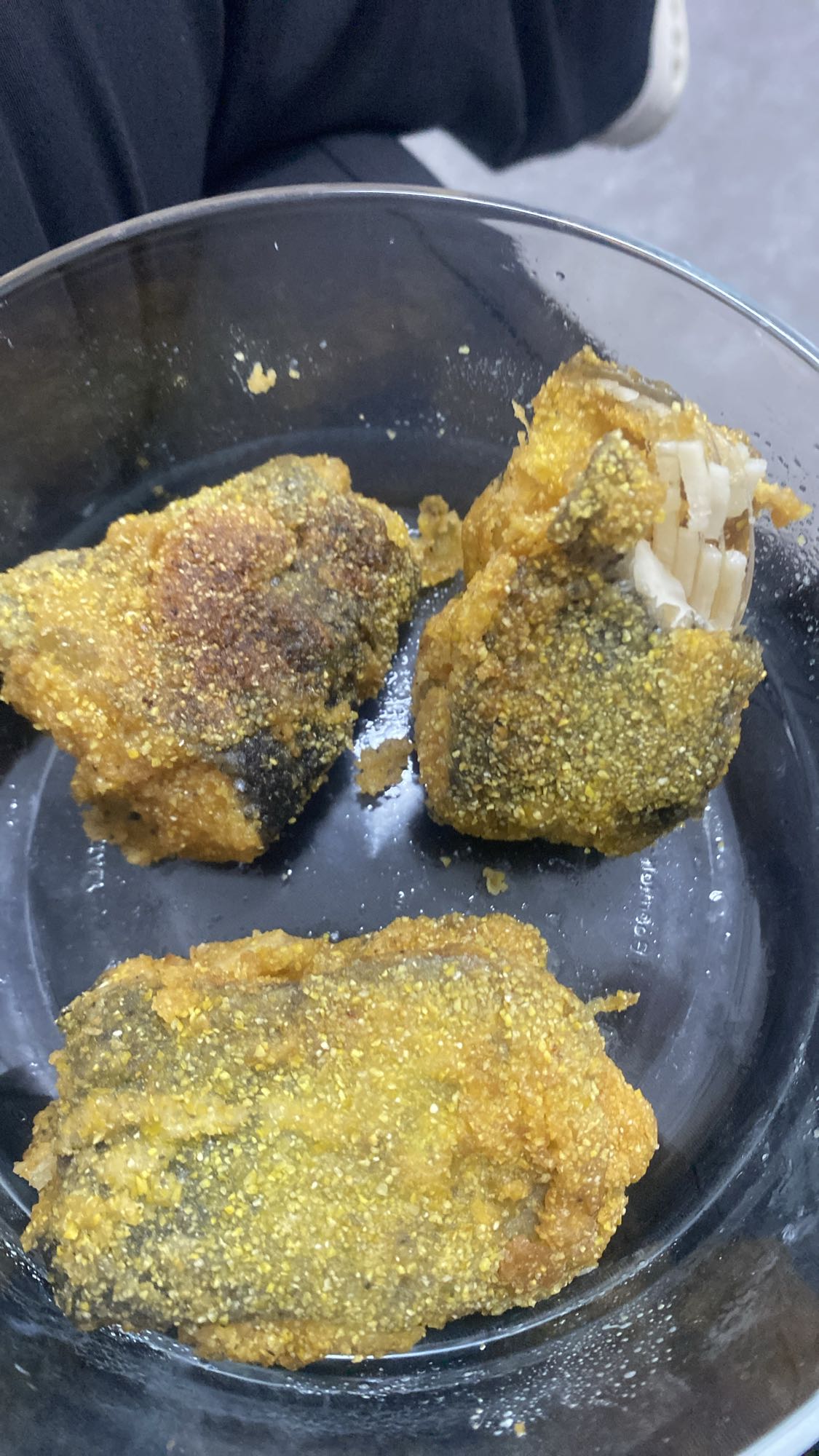 Pește prăjit în mălai