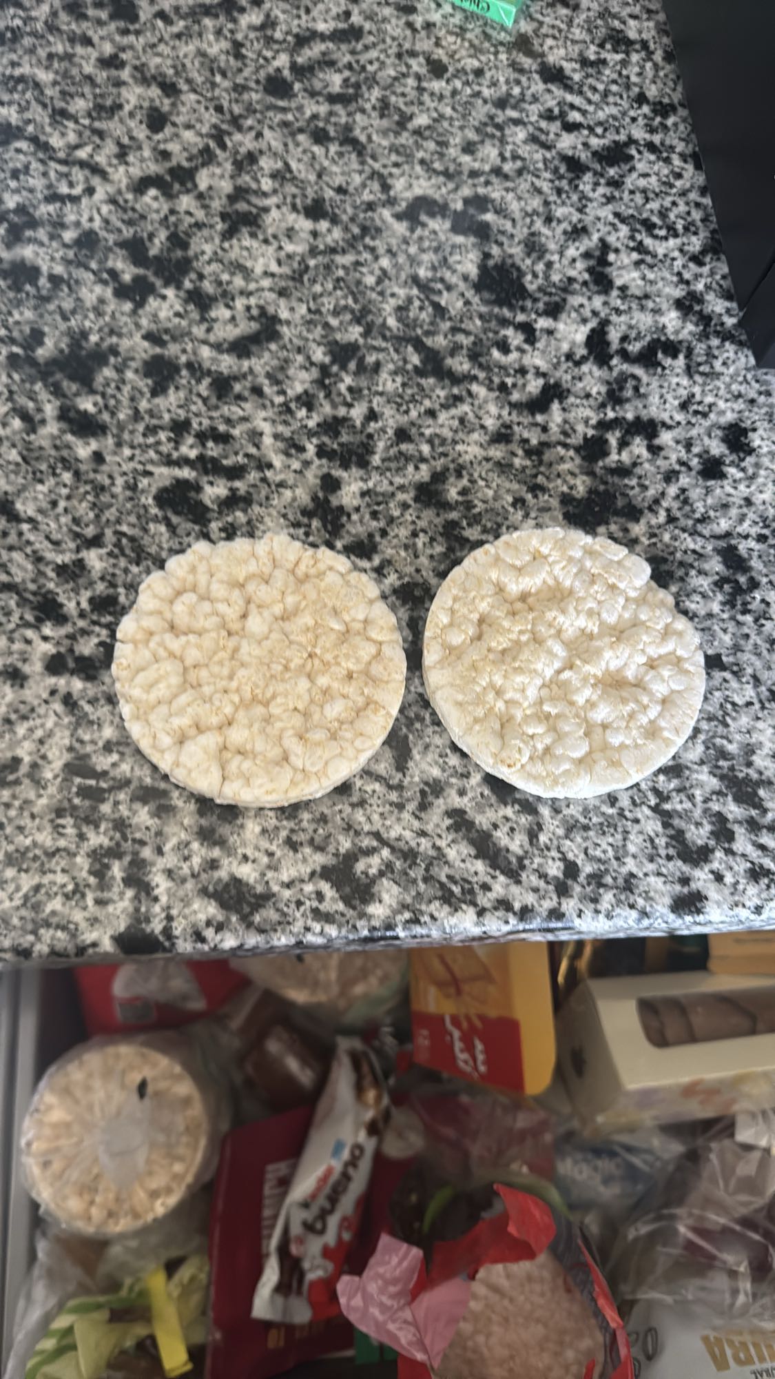 Plain rice cakes