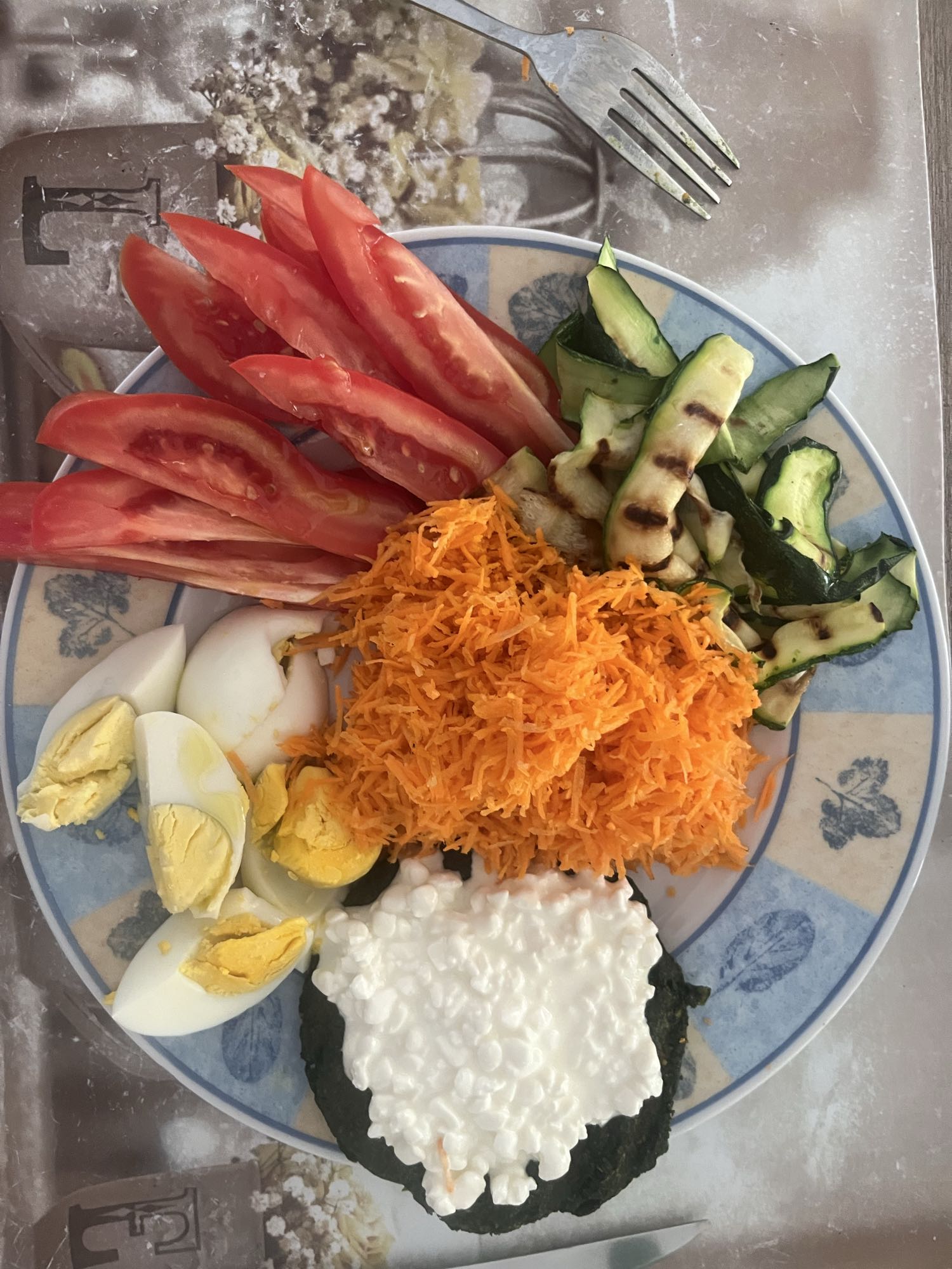 Sebze ve Yumurta Tabağı