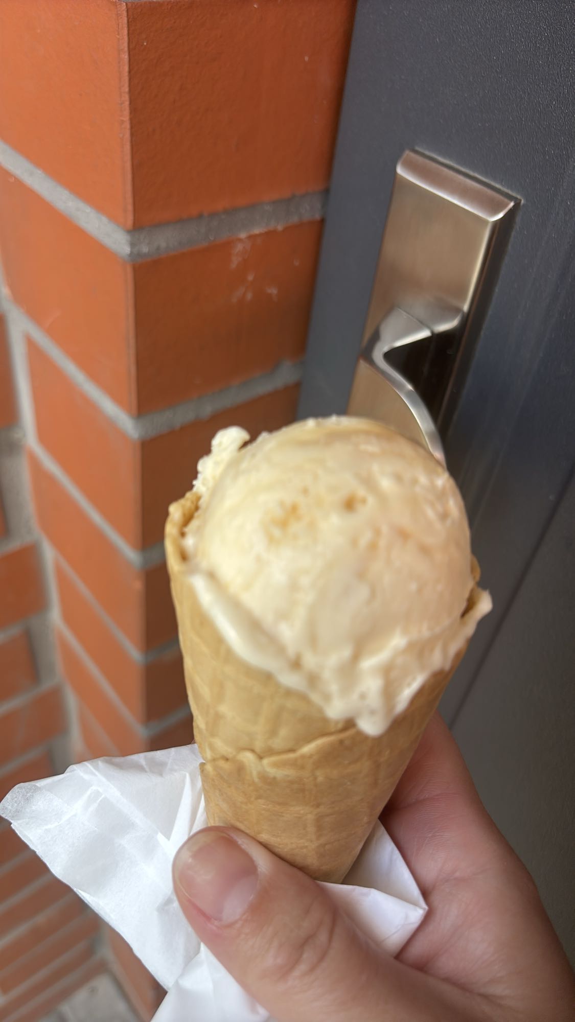 Lody w rożku