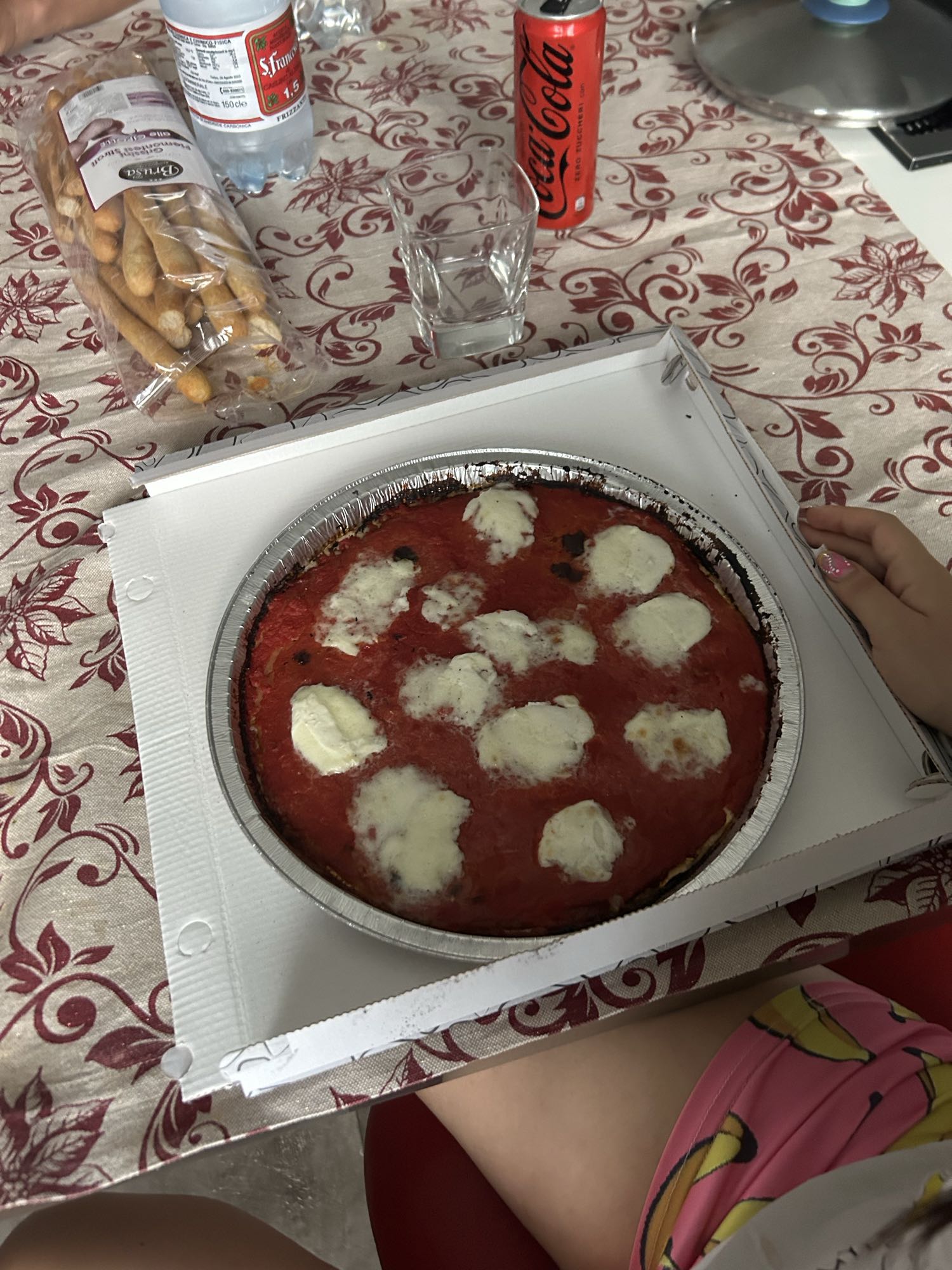 Pizza bufalina senza glutine