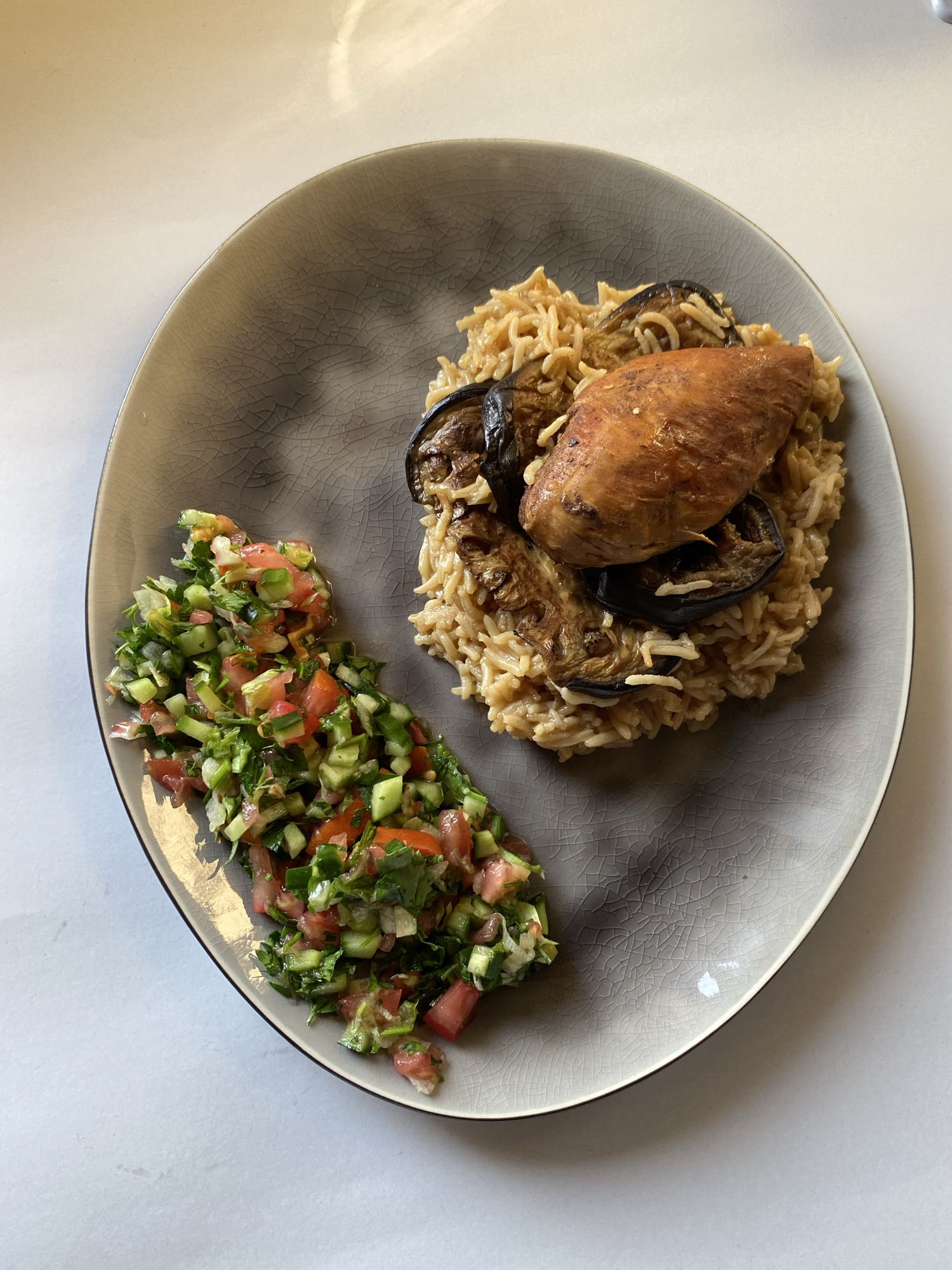 Chicken rice with salad
