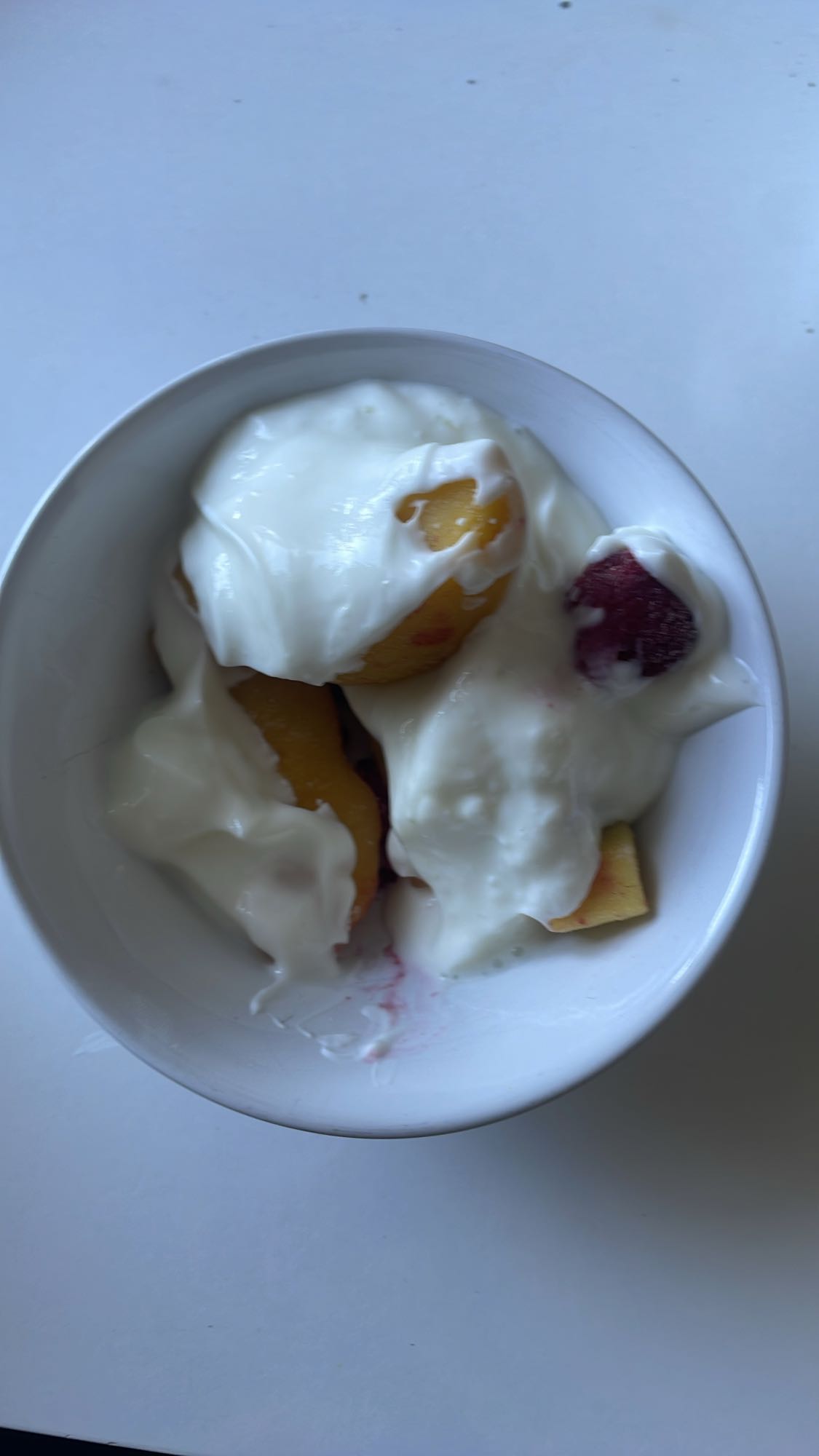 Yoghurt med frukt