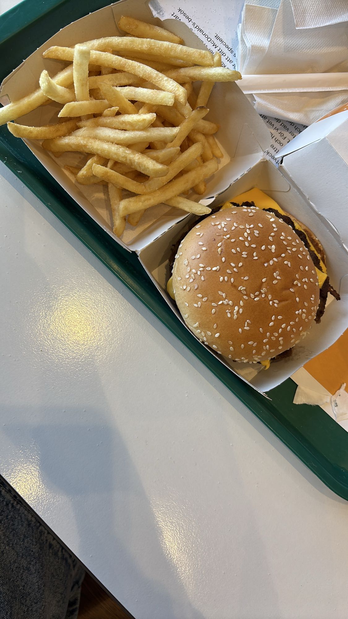 Hamburgare med pommes
