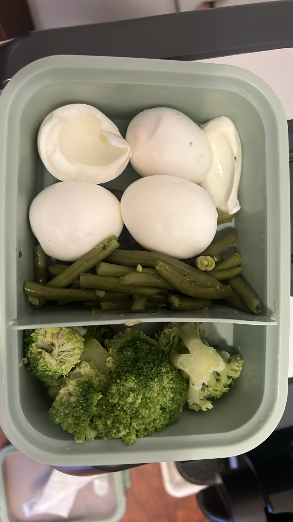 Yumurta ve Sebze Kutusu