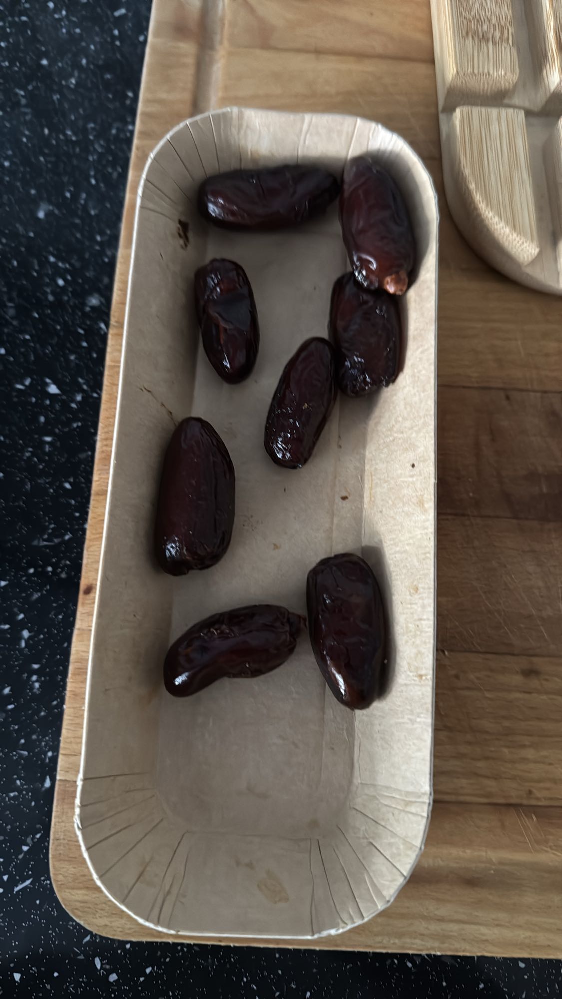Dates snack