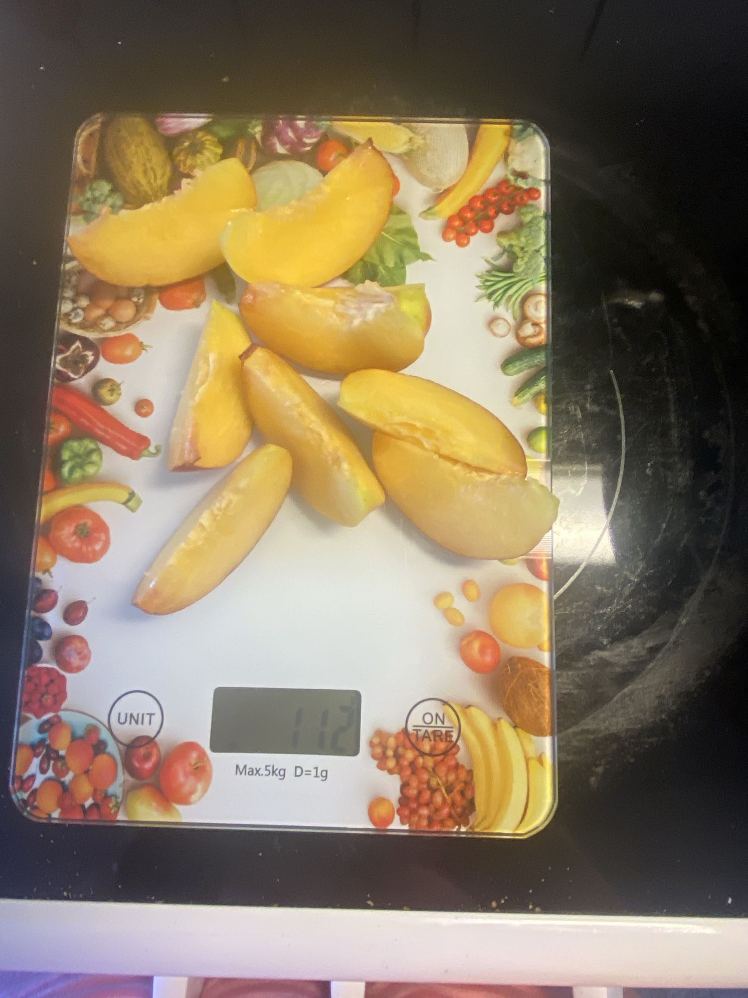 شرائح خوخ طازجة