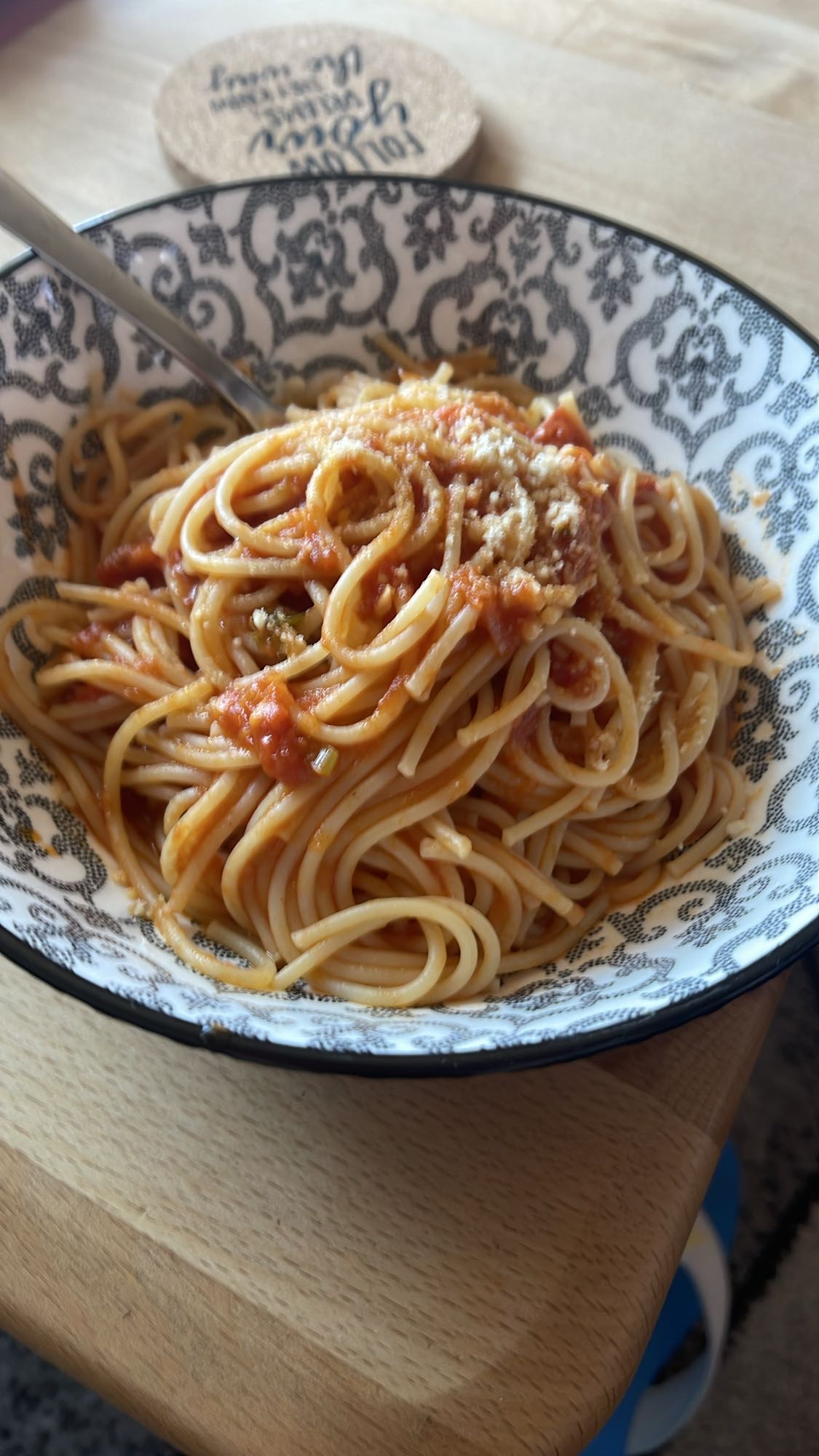 Spaghetti mit Tomatensauce