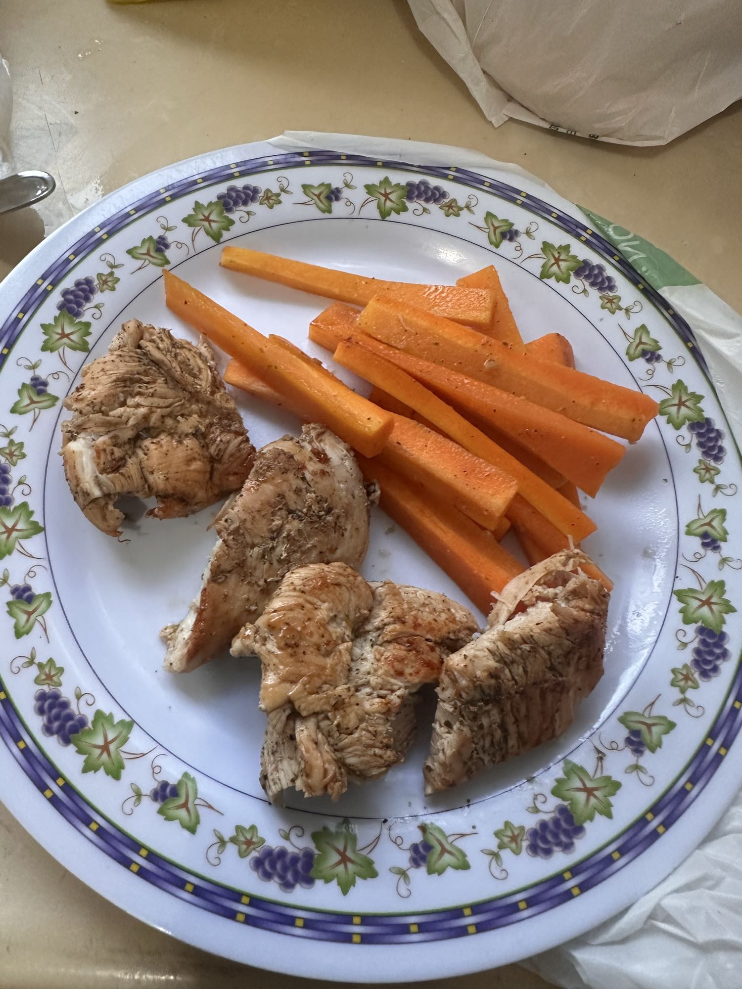 Pollo con zanahorias