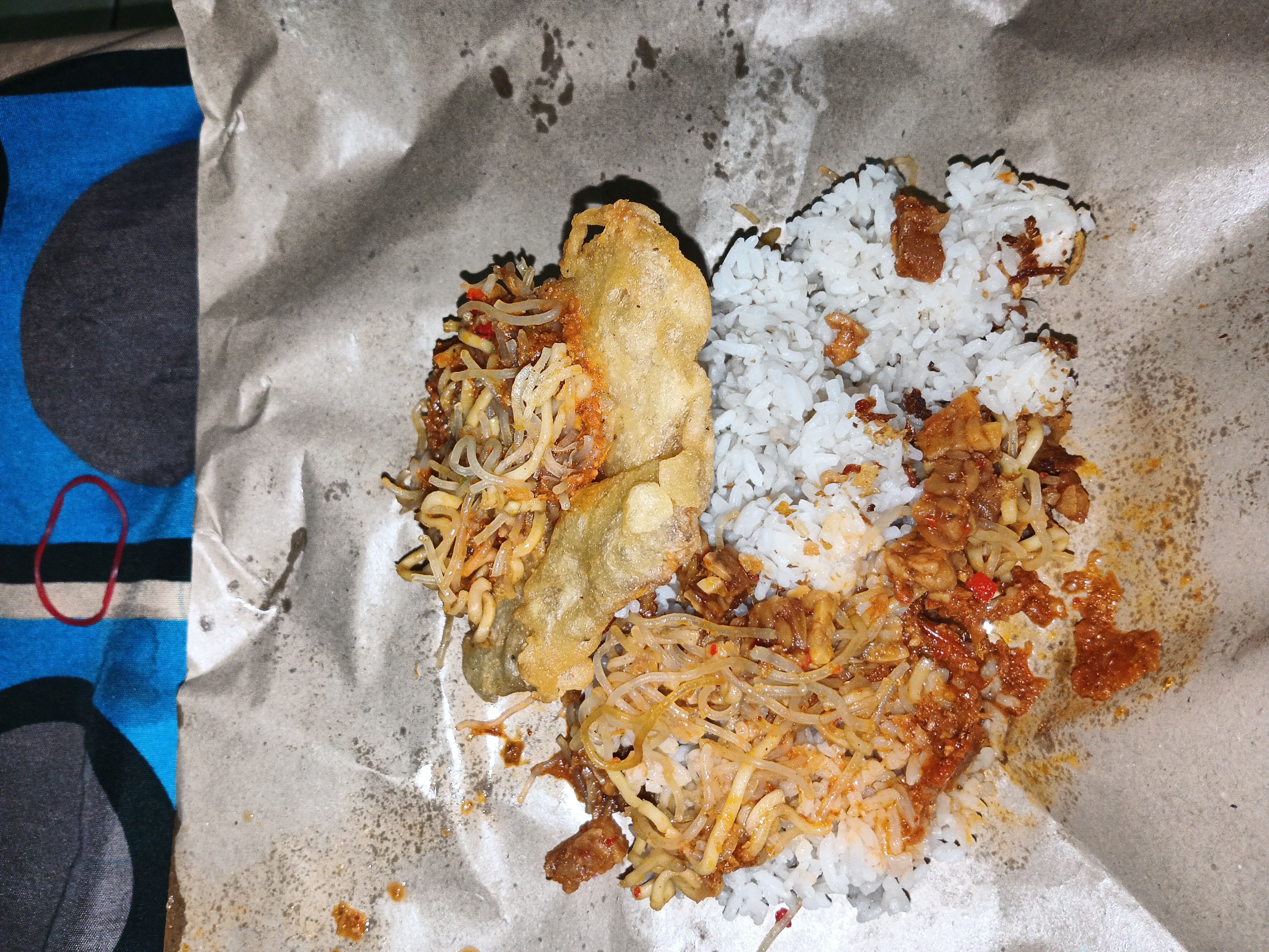 Rice with noodles & tempeh