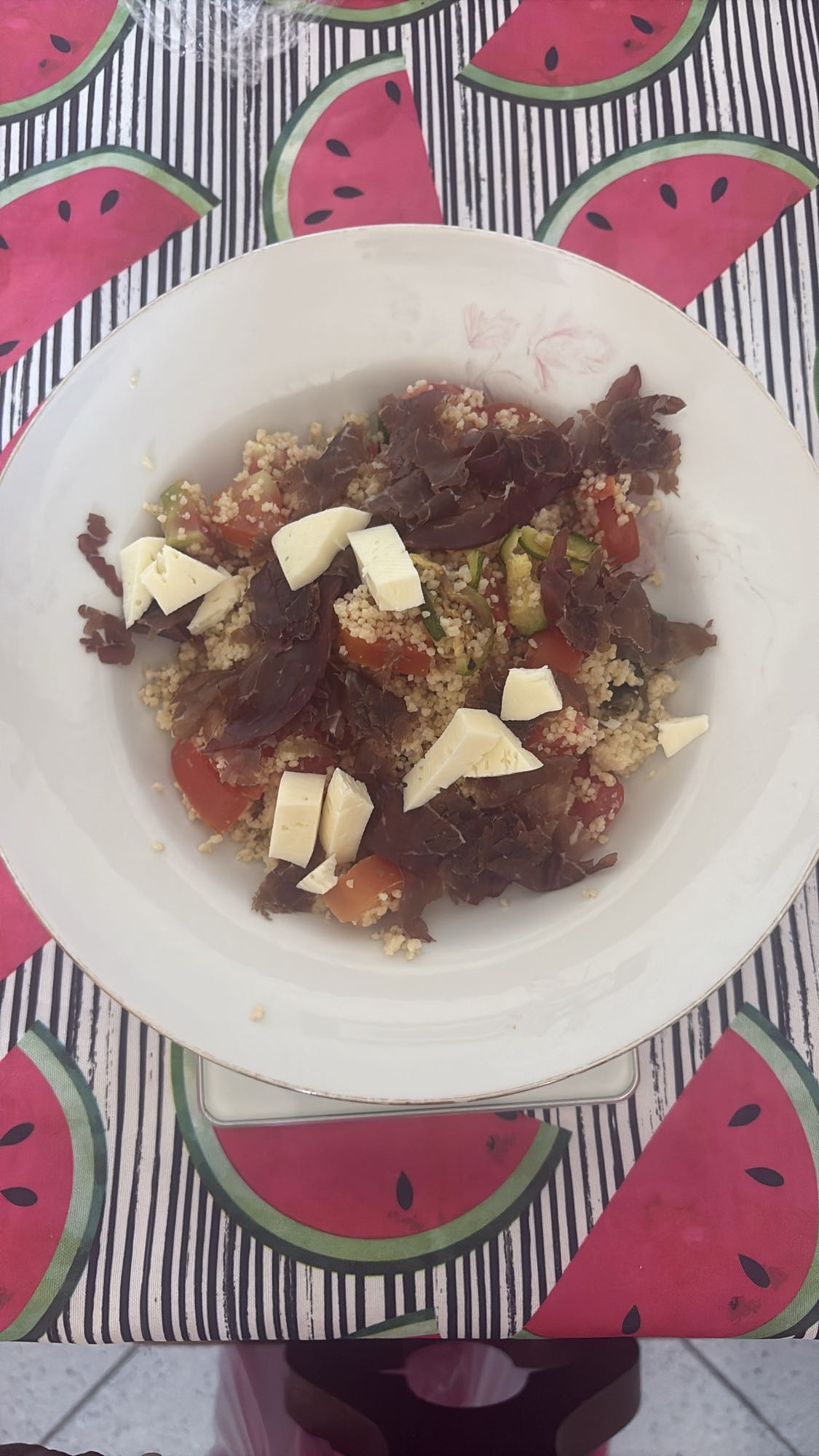 Couscous et viande séchée