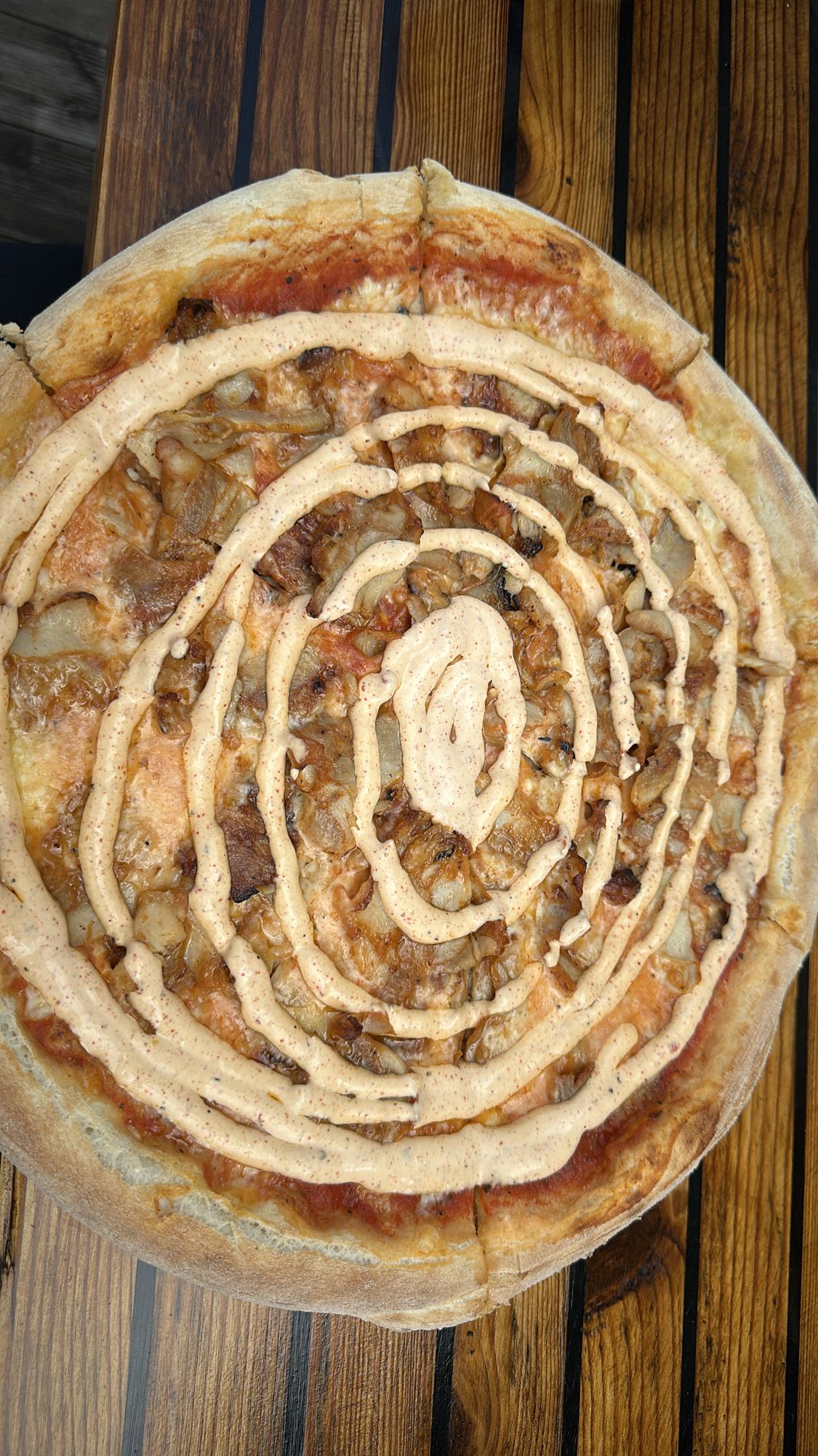 Kycklingpizza med sås