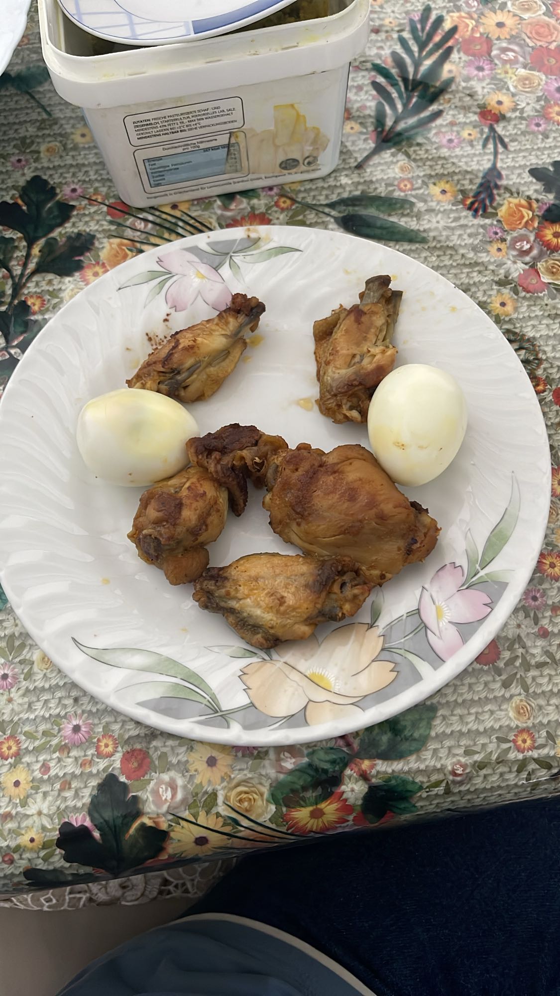Chicken & Boiled Eggs