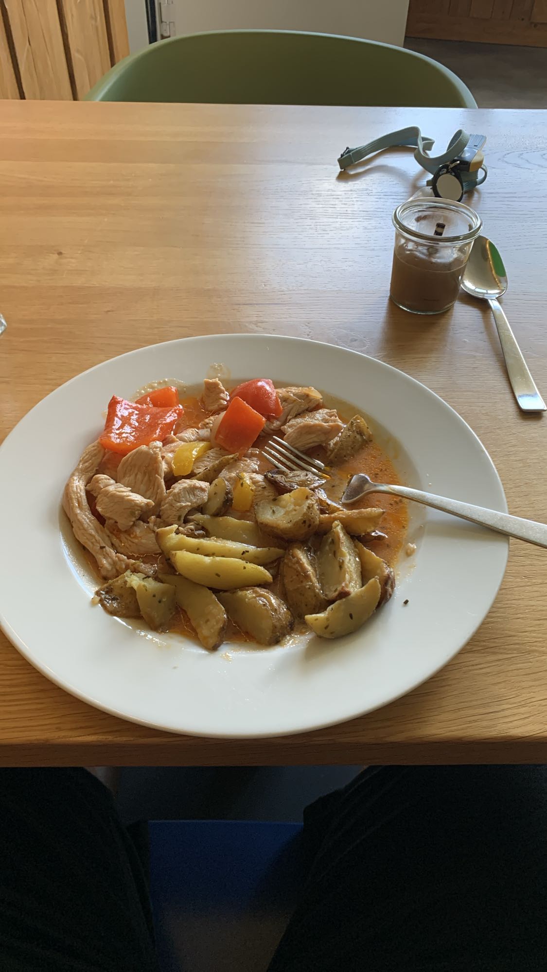 Kalkoen met aardappelen en paprika