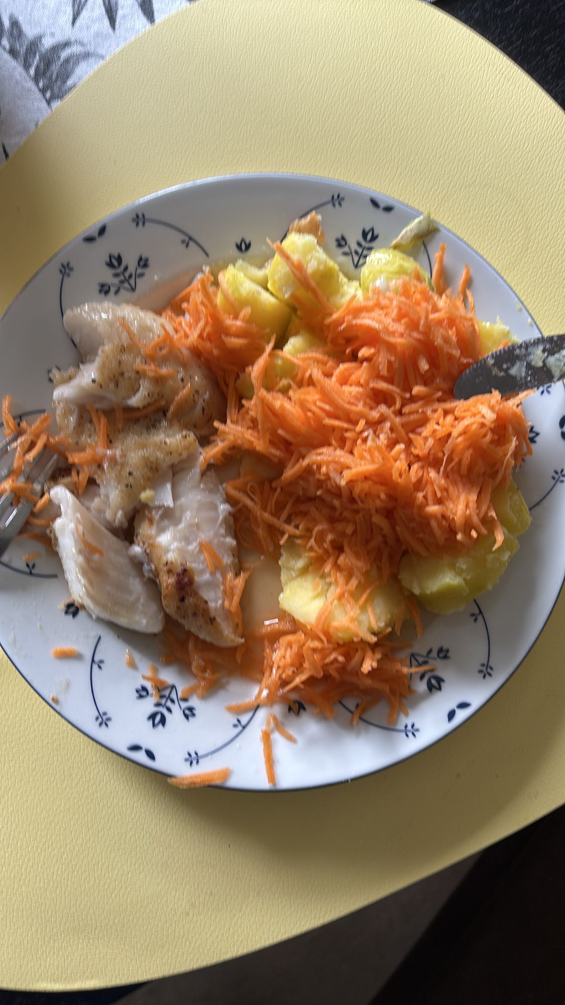 Fisk med potet og gulrot