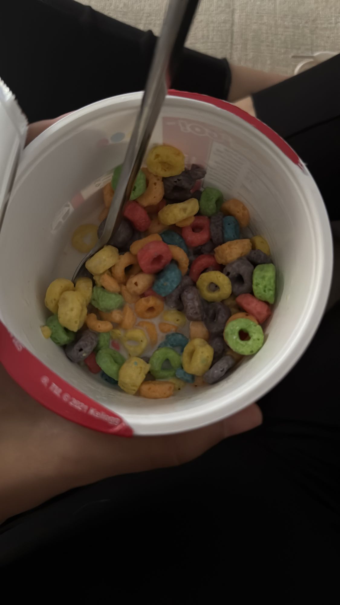 Froot Loops with milk