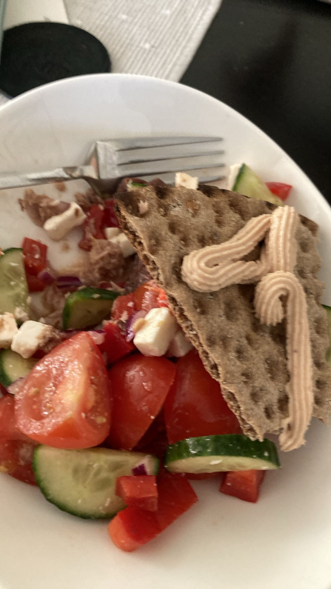 Knäckebröd med sallad