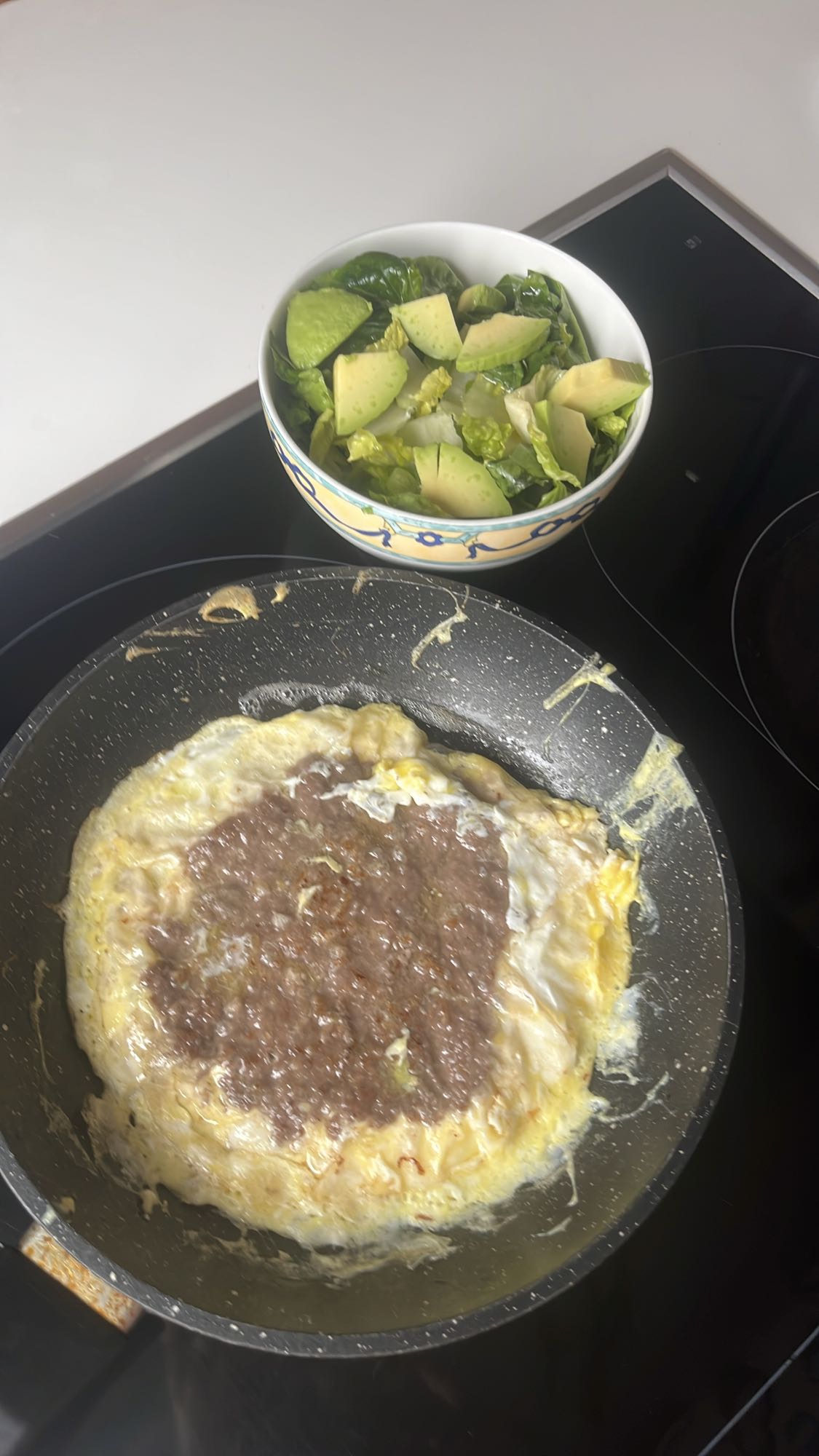 Omelette mit Salat