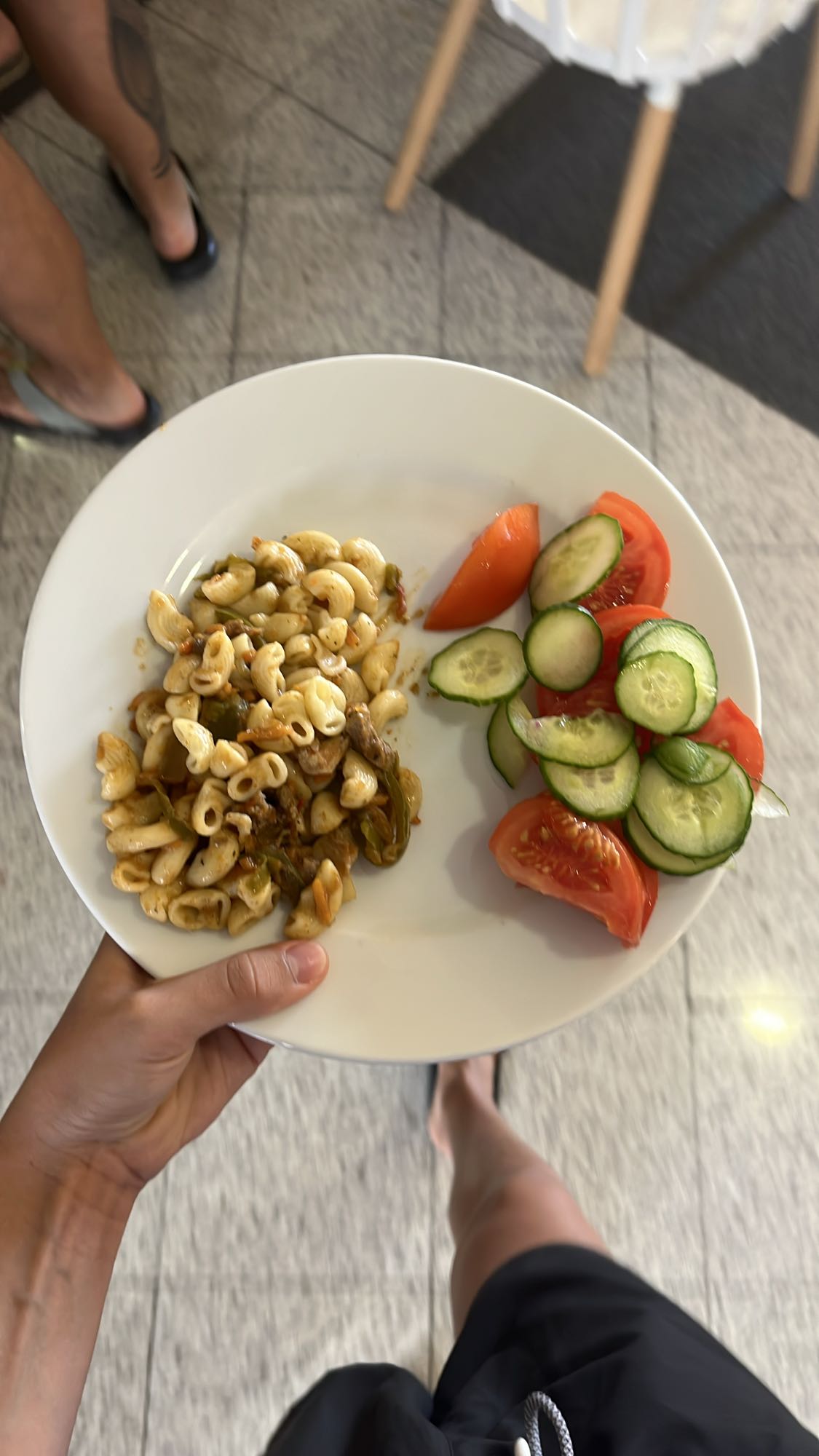 pasta con ensalada fresca