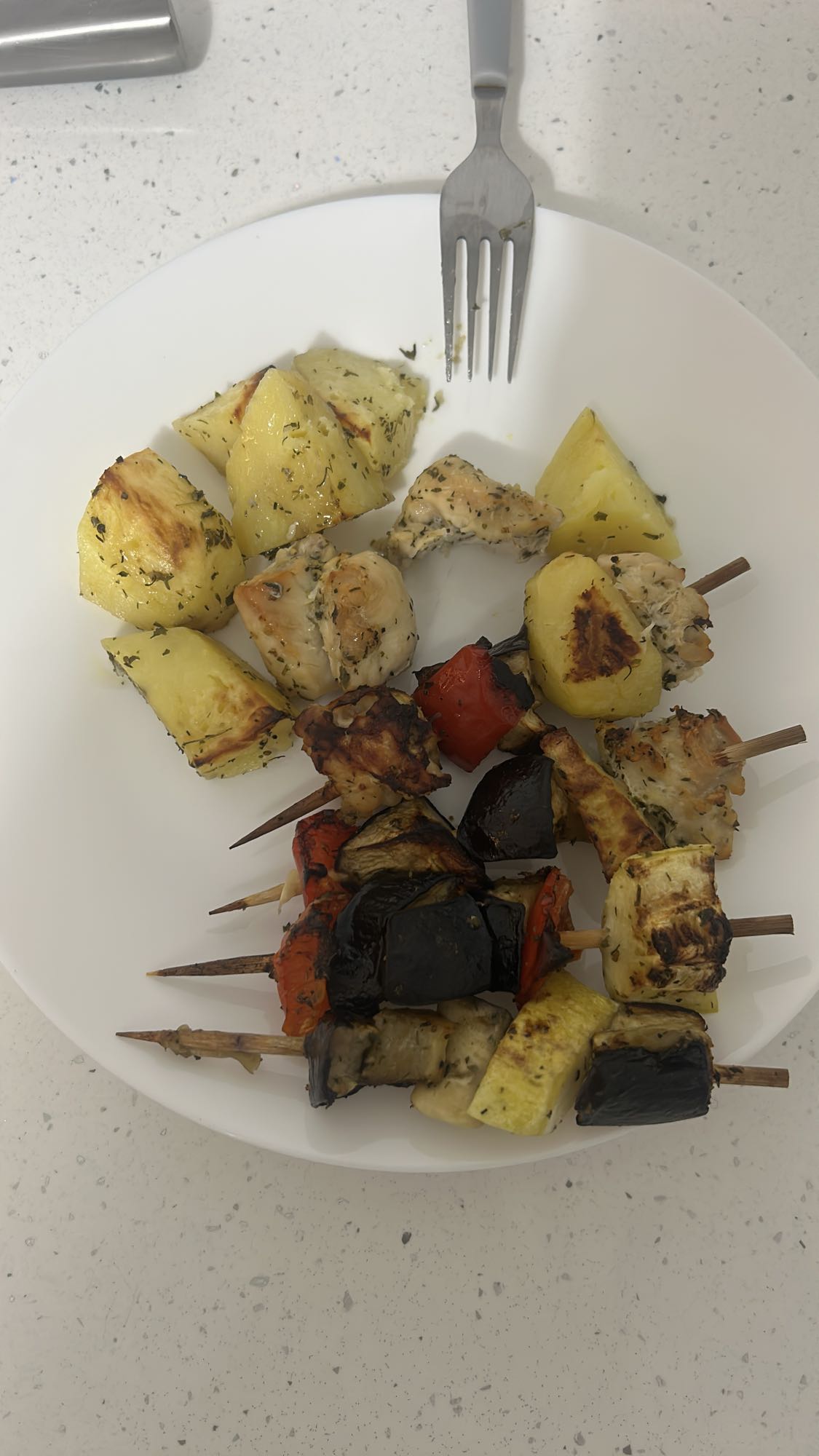 Frigarui cu legume si cartofi