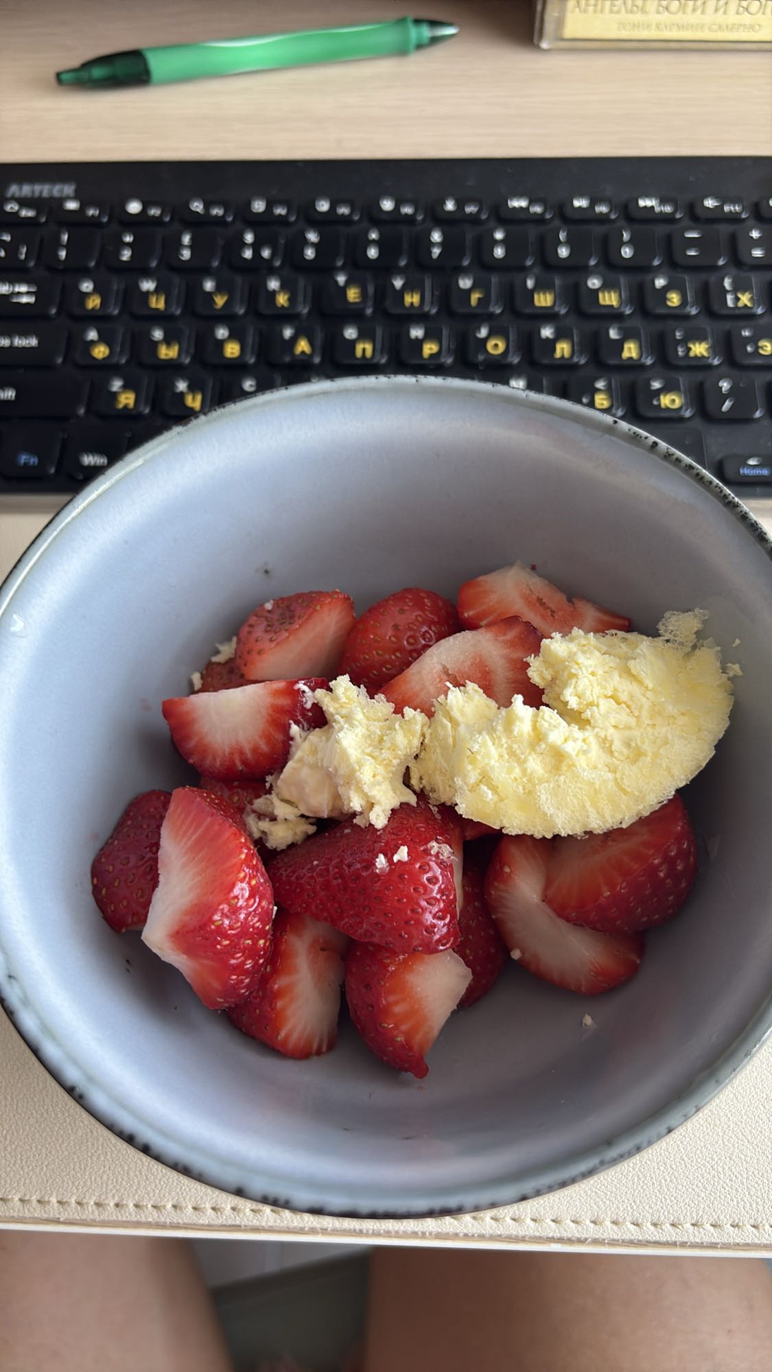 Strawberries with butter