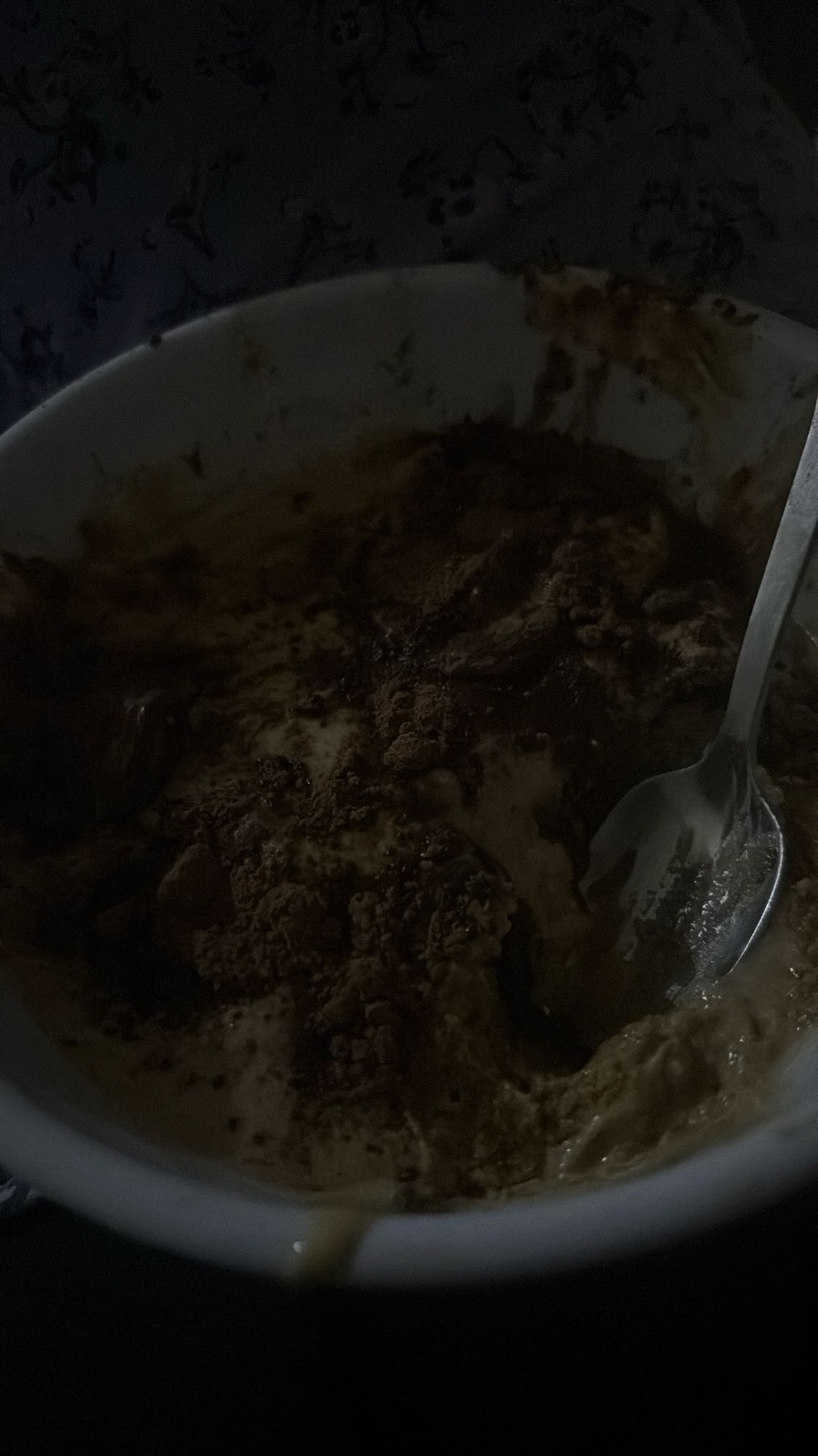 Chocolate yogurt bowl