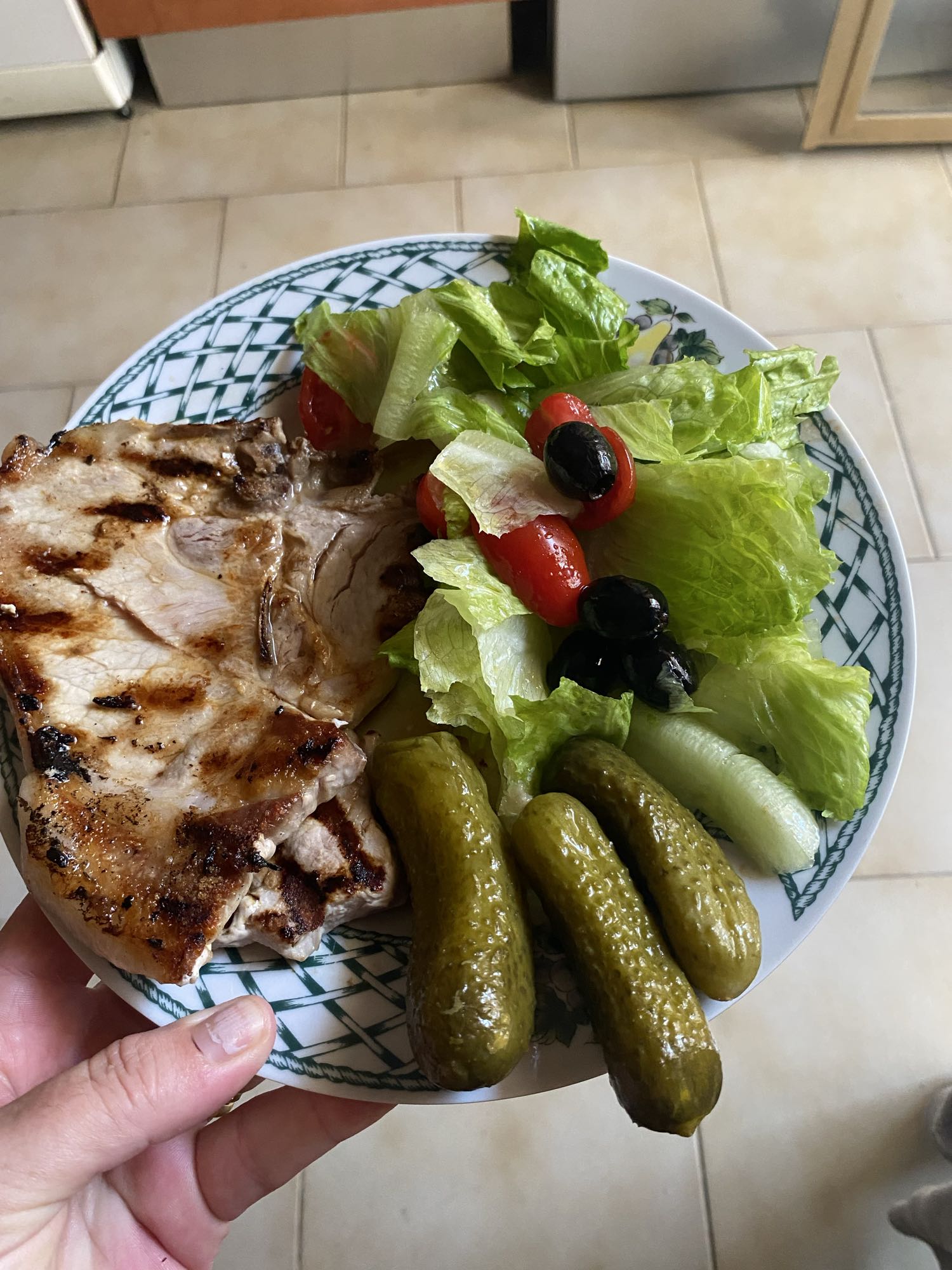 Grillowana wieprzowina z sałatką