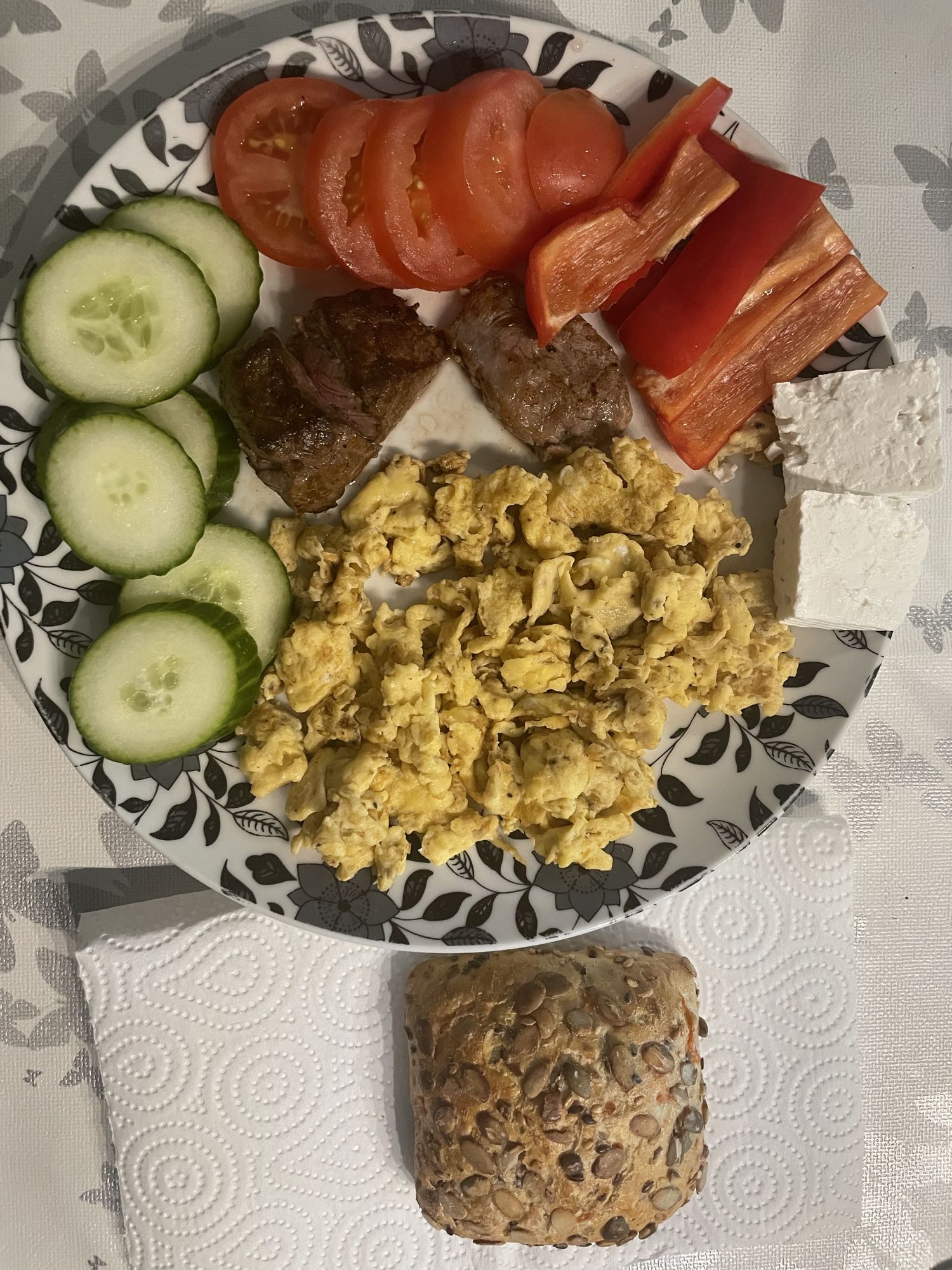 Gemischtes Frühstücksteller