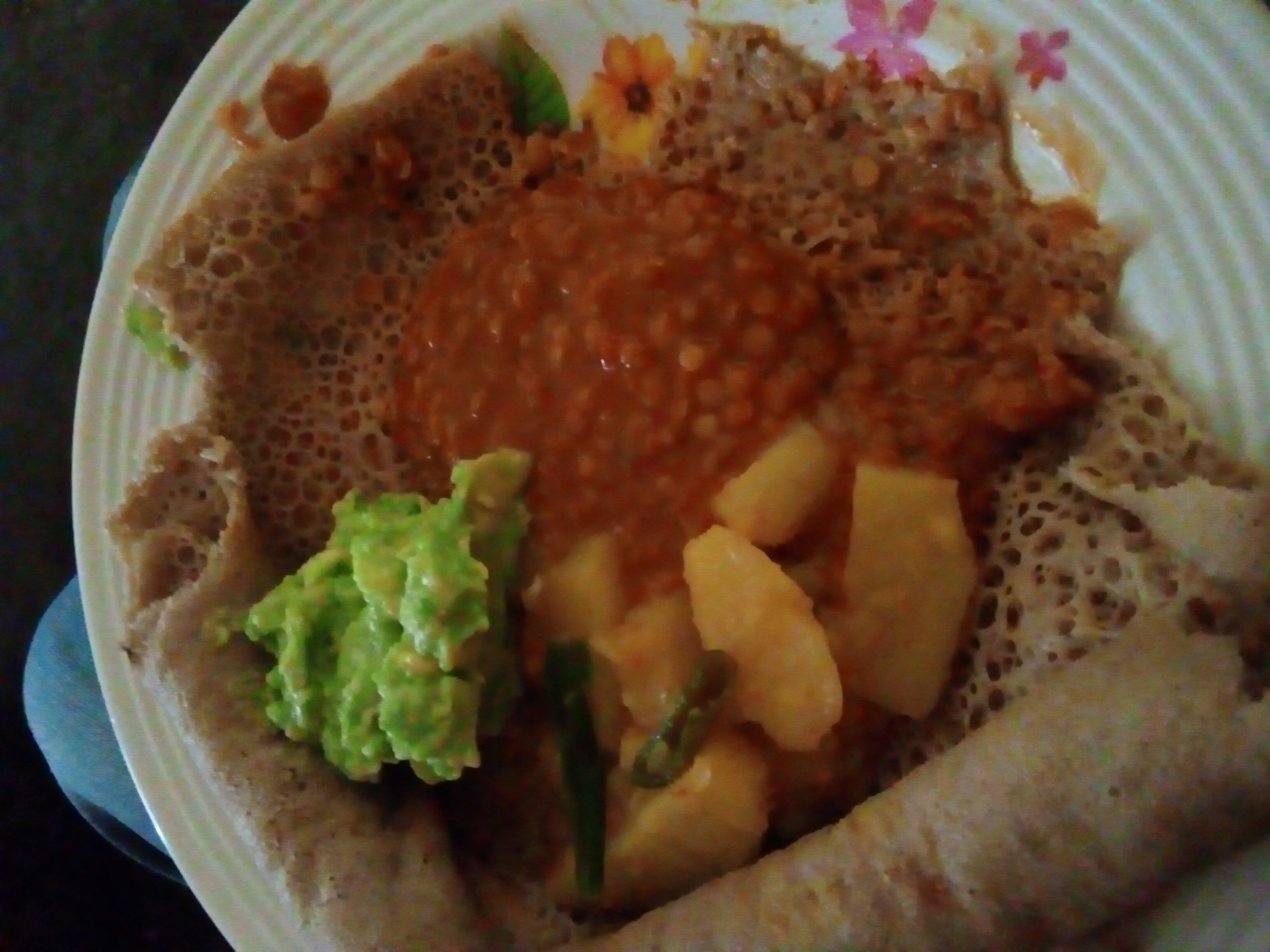 Injera with lentils & veggies