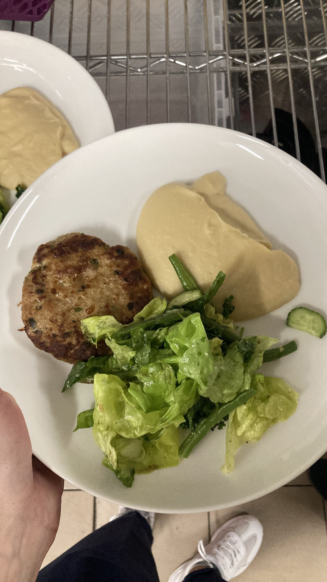 Patty, mash & salad plate