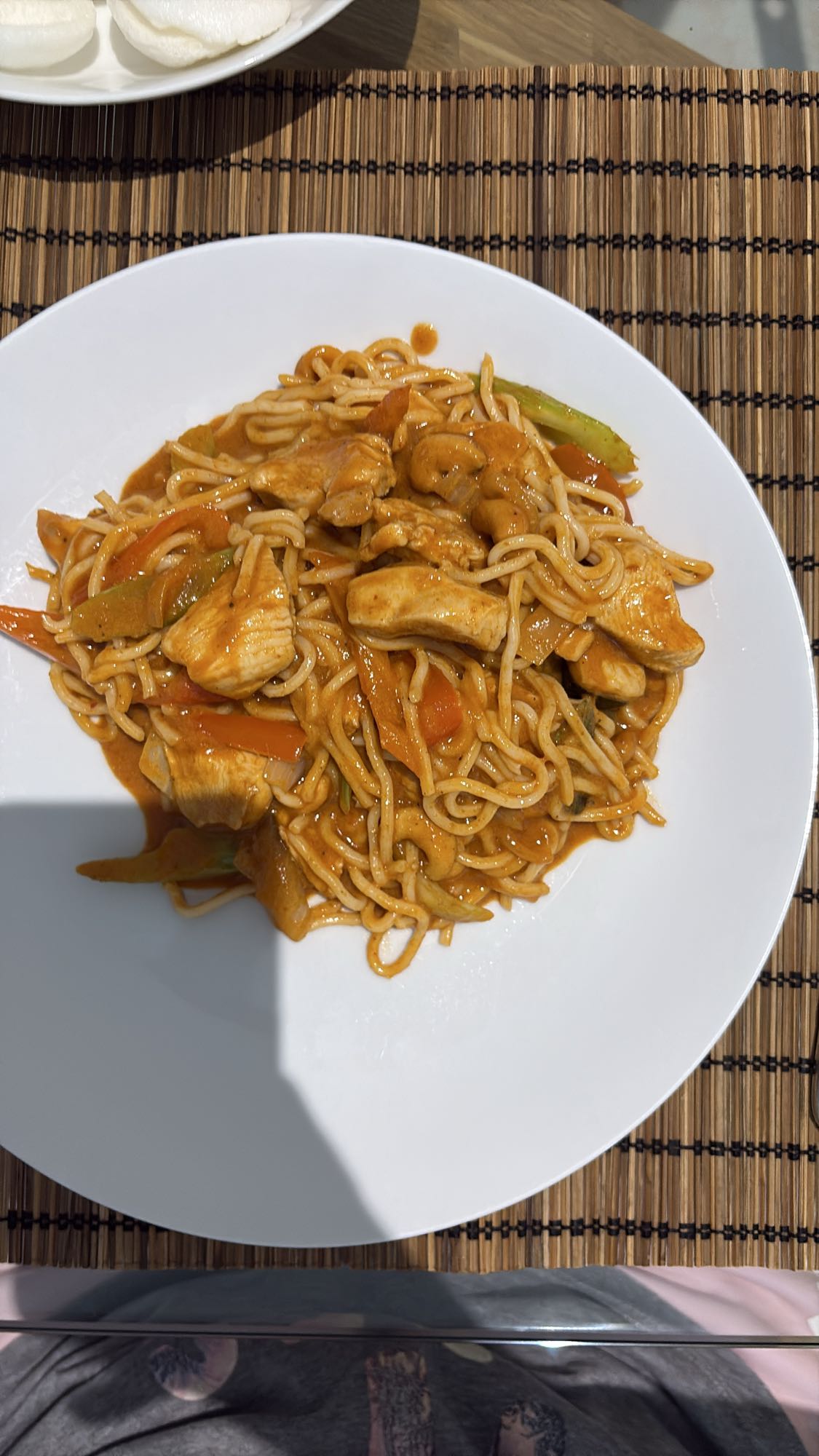 Chicken stir-fry noodles
