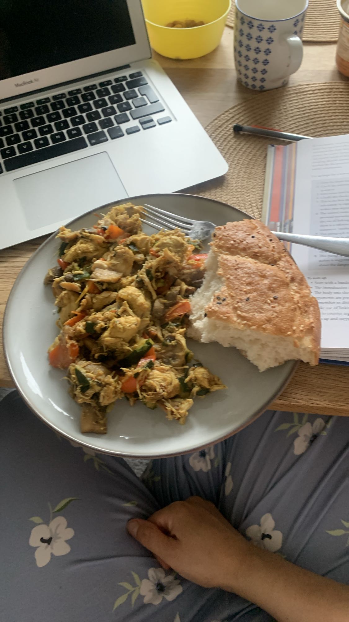 Kycklingröra med bröd