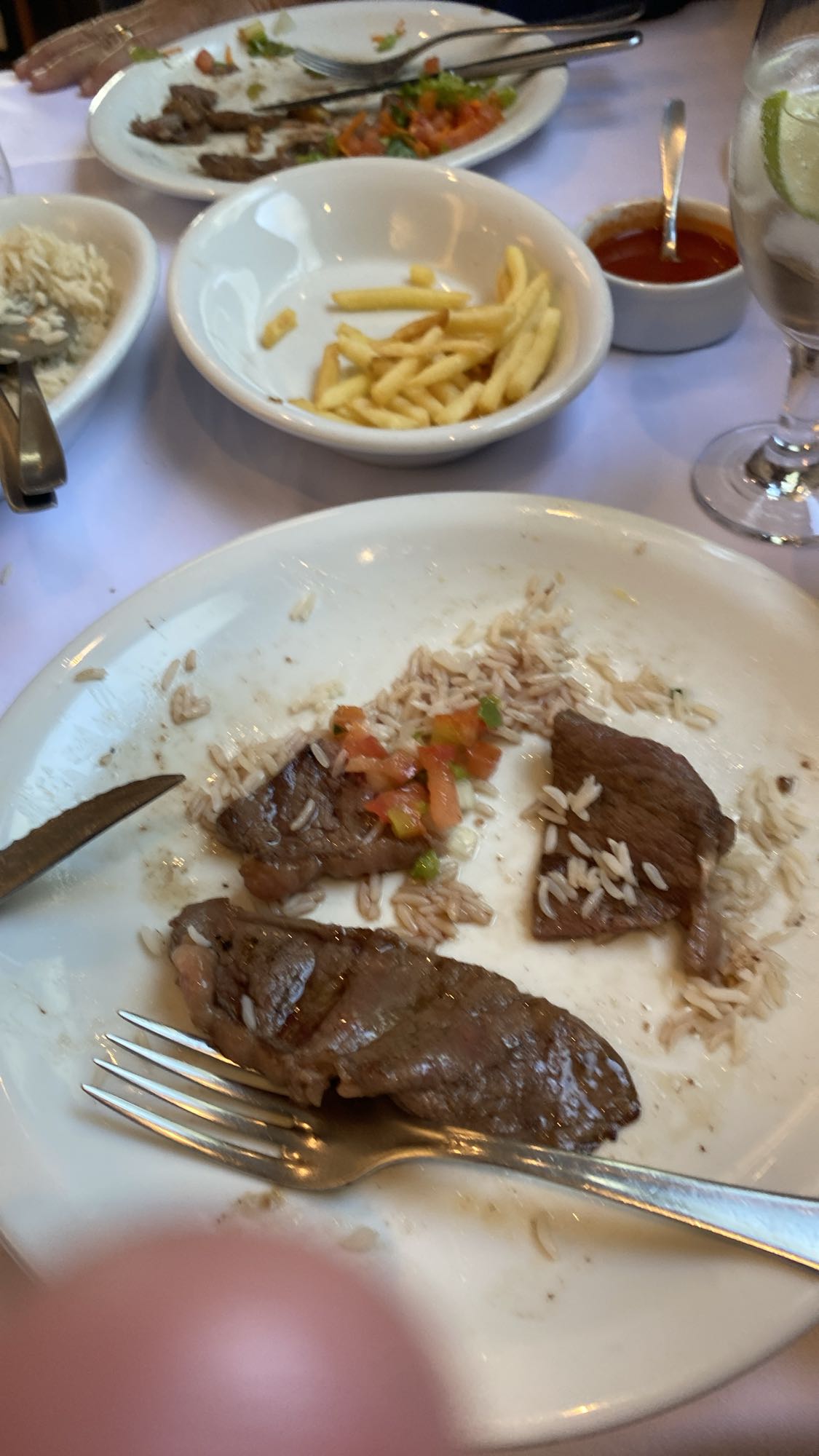 Carne com arroz e batata