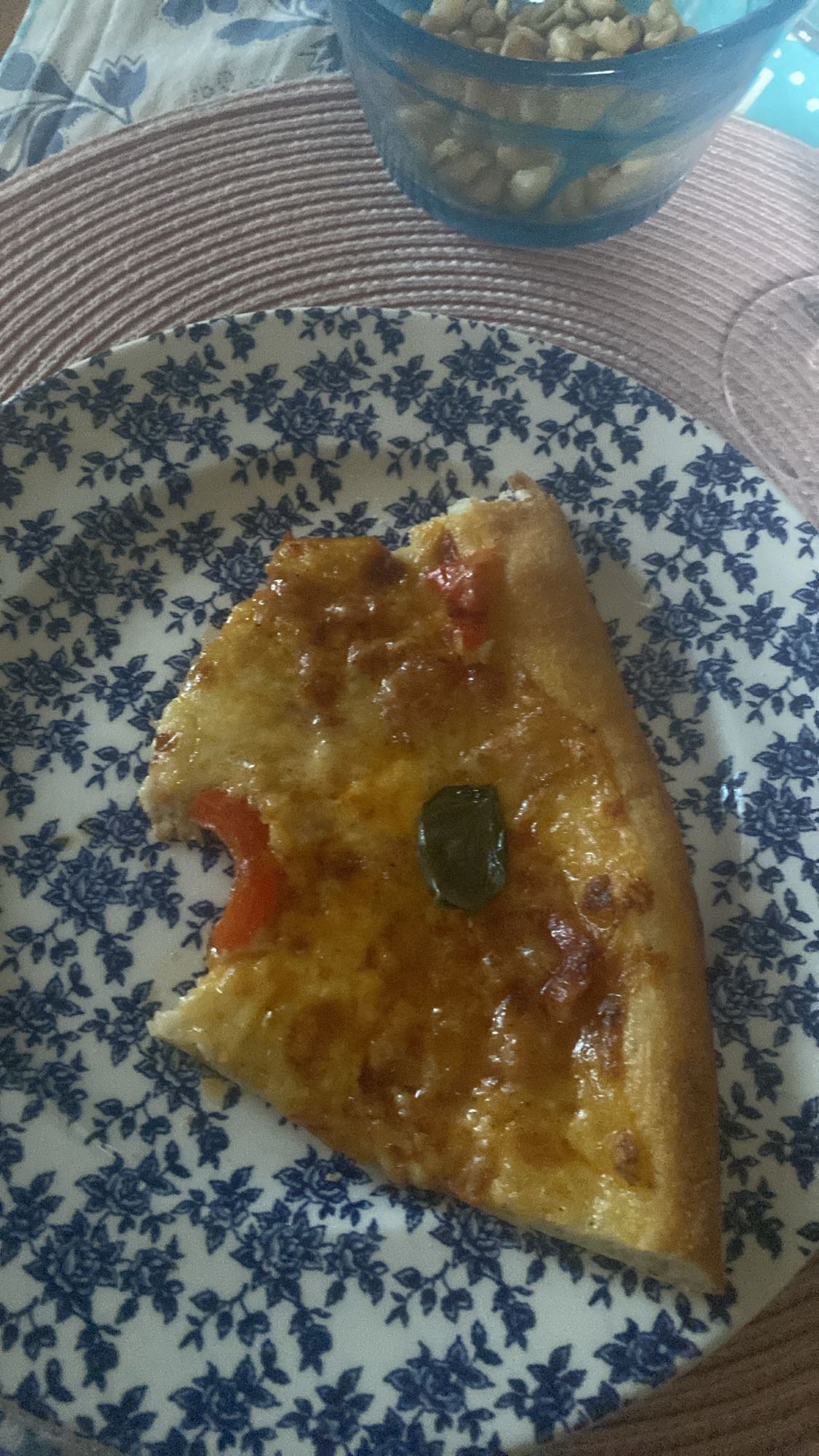 Pizzabit med nötter