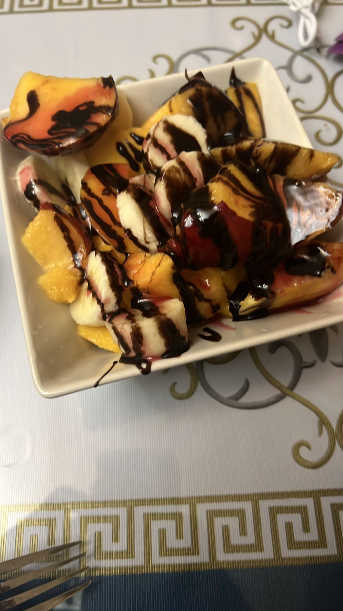 Ensalada de frutas con chocolate