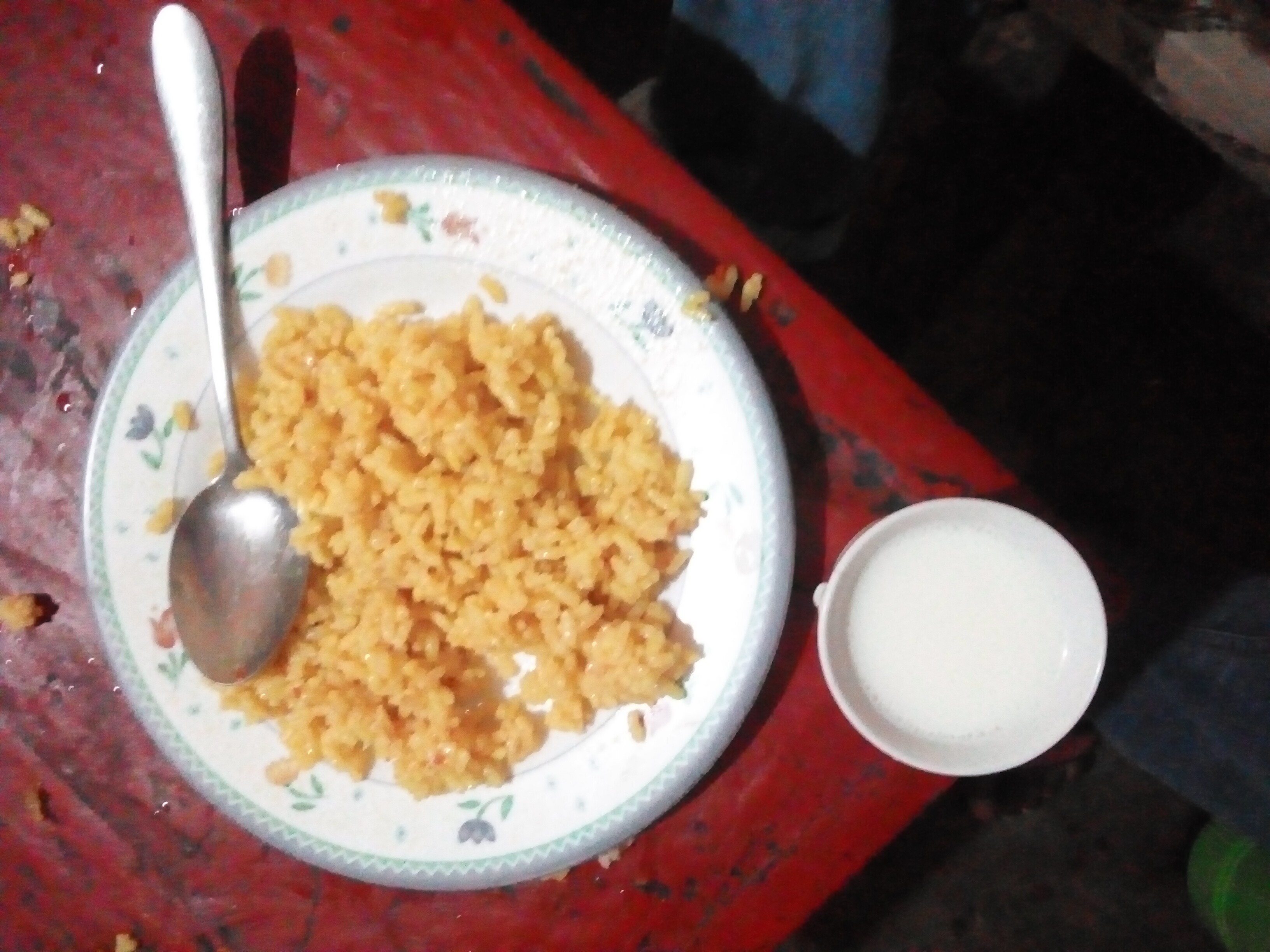 Yellow rice with milk