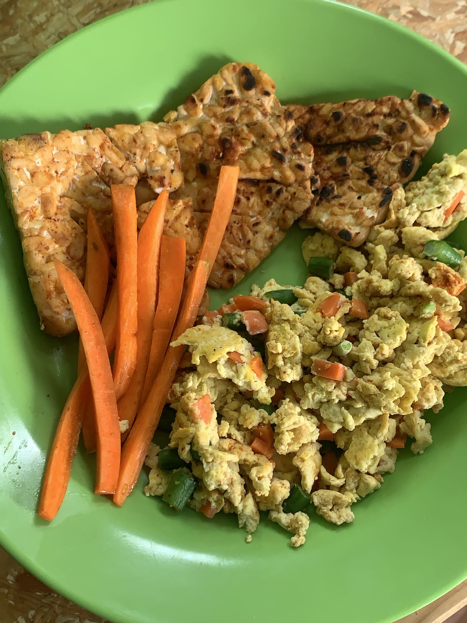 Tempe dan orak-arik telur