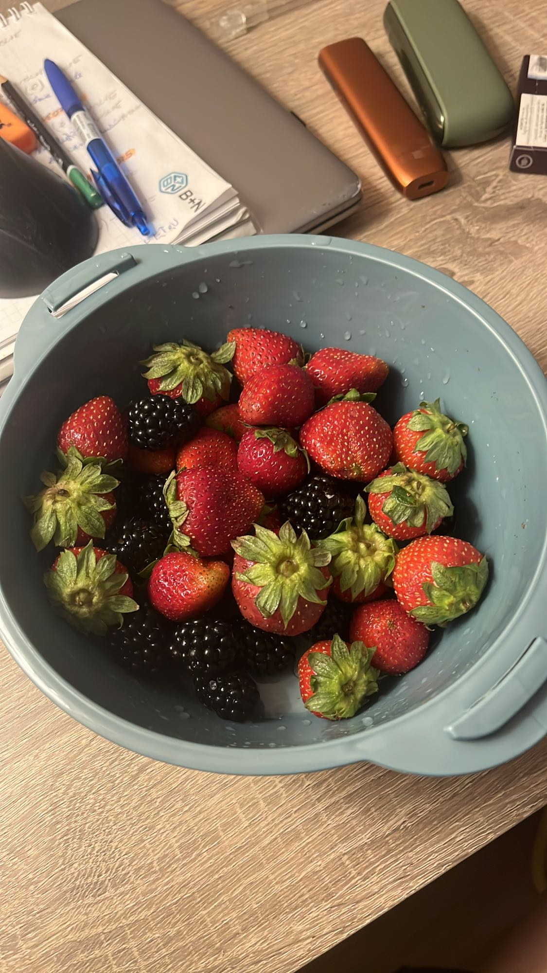 Fructe de pădure proaspete