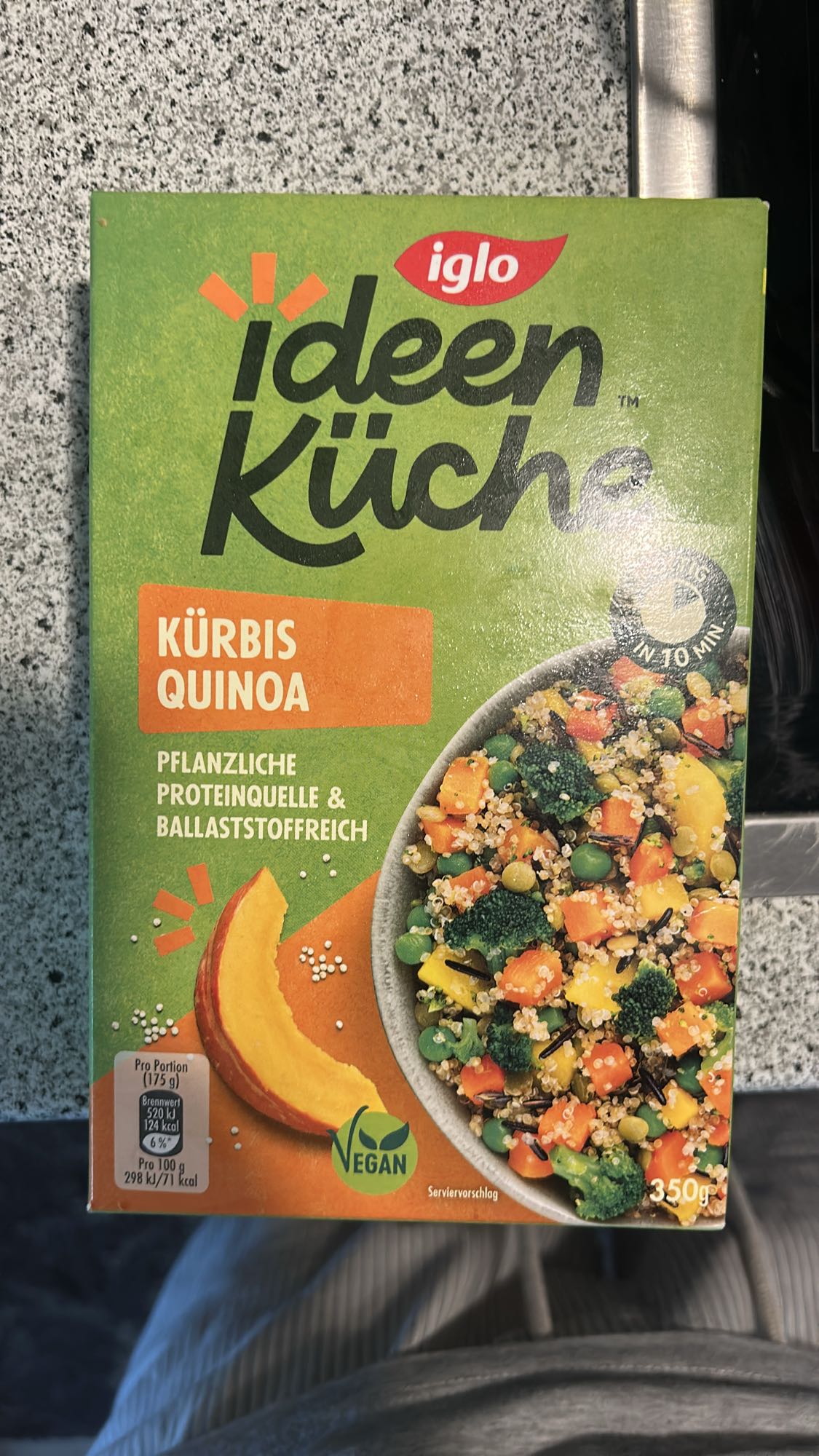 Kürbis Quinoa Bowl