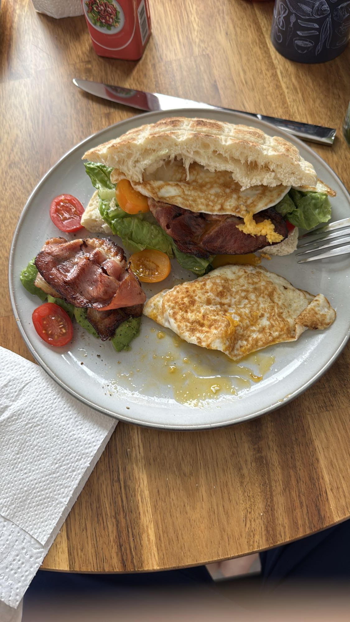 Egg & Bacon Sandwich