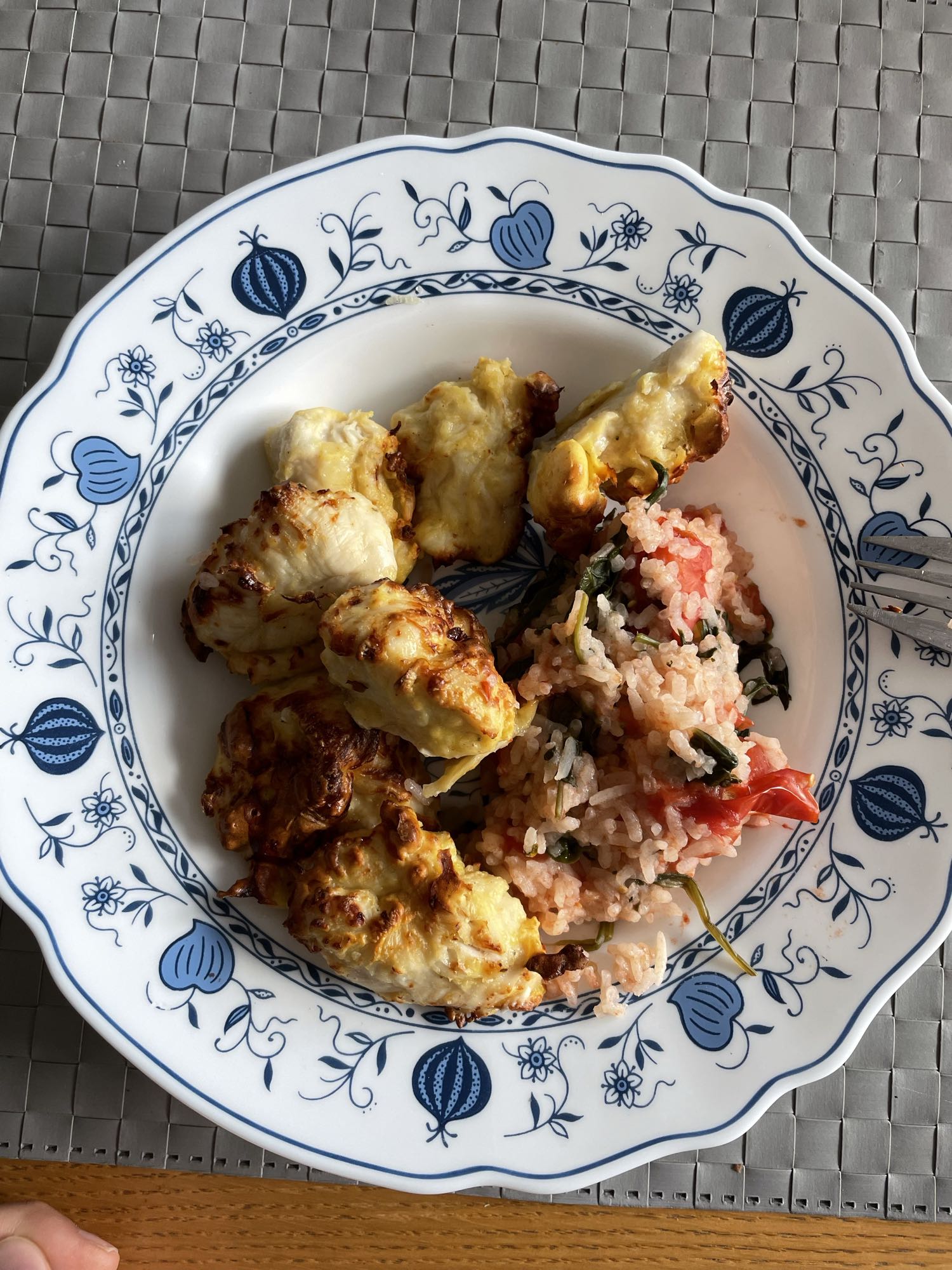 Kurczak z ryżem i warzywami